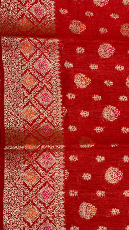 Faishana Pure Handloom Red Munga Silk Floral Gold Zari Mina Booti with Minakari Jaal Pallu Zari Border with Red Blouse