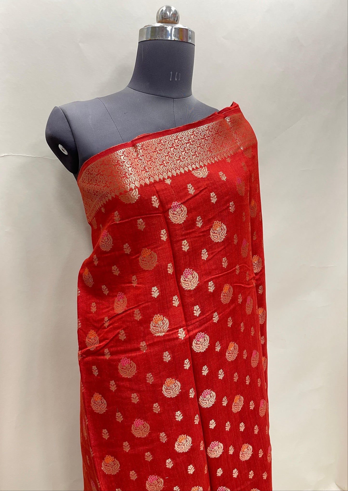 Faishana Pure Handloom Red Munga Silk Floral Gold Zari Mina Booti with Minakari Jaal Pallu Zari Border with Red Blouse
