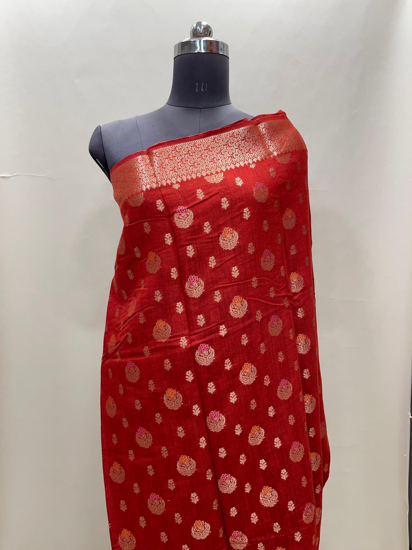 Faishana Pure Handloom Red Munga Silk Floral Gold Zari Mina Booti with Minakari Jaal Pallu Zari Border with Red Blouse