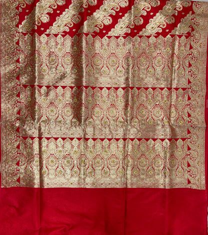Faishana Presents Red Satin Silk Diagonal Zari Stripe Zari Jaal Heavy Stone Work Banarasi Saree with Red Pallu and Red Blouse