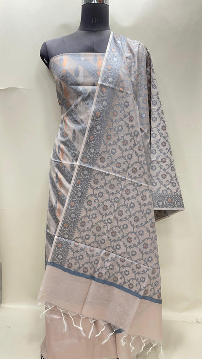 Light mauve cotton suit featuring diagonal resham stripes and tilfi jaal dupatta. SHL_19