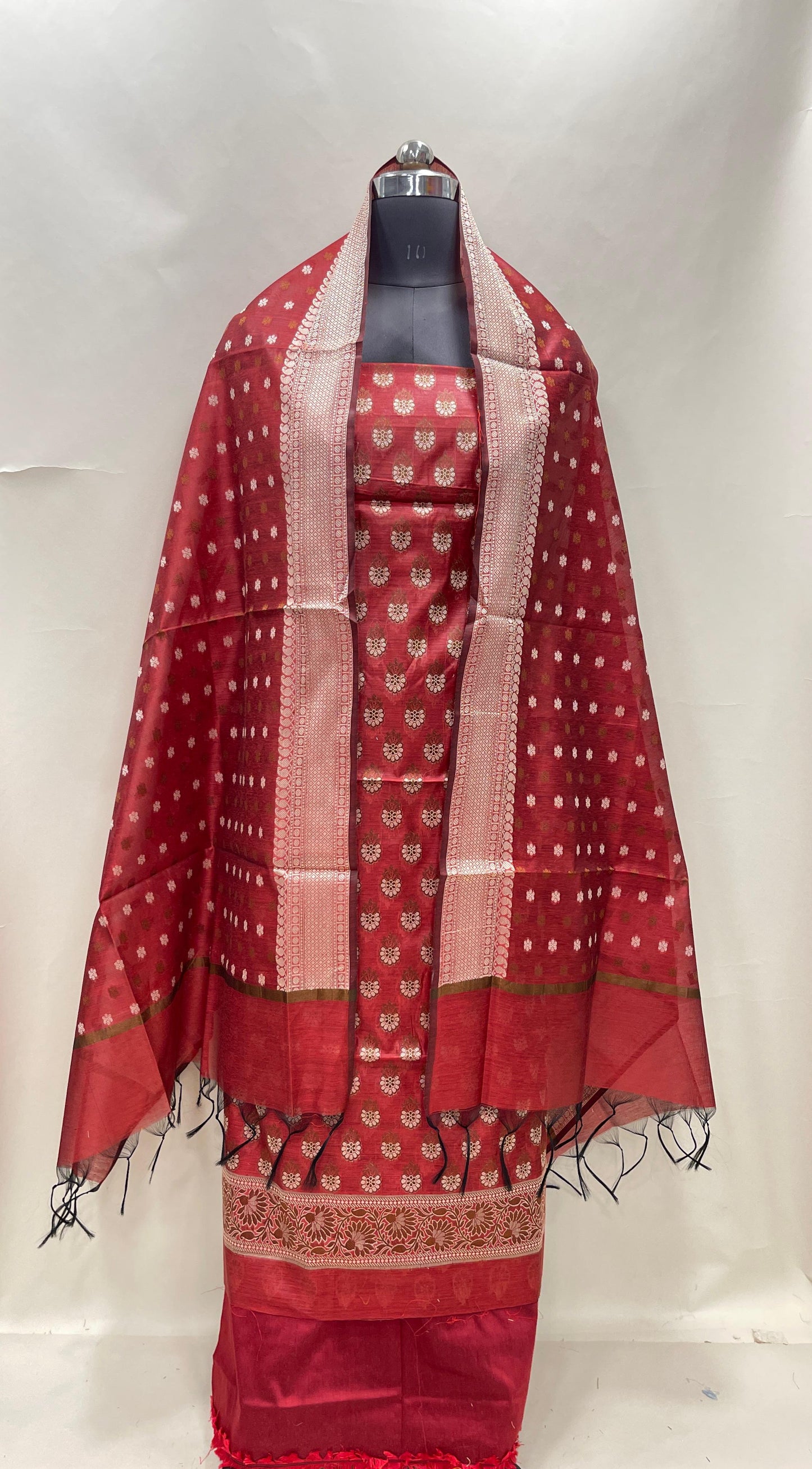 Red cotton suit set featuring floral resham mina bootis and matching dupatta. SHL_27