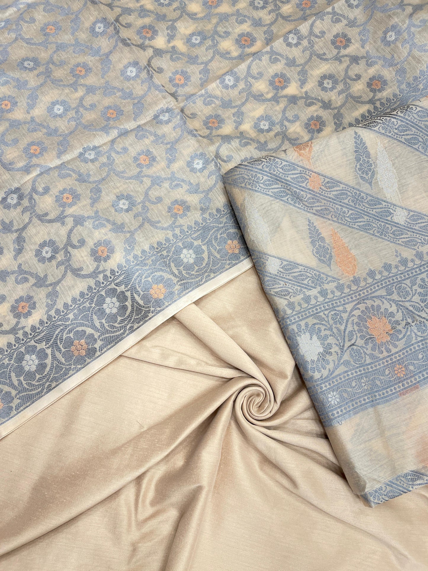 Beige cotton suit set with diagonal resham stripes and tilfi jaal dupatta. SHL_21