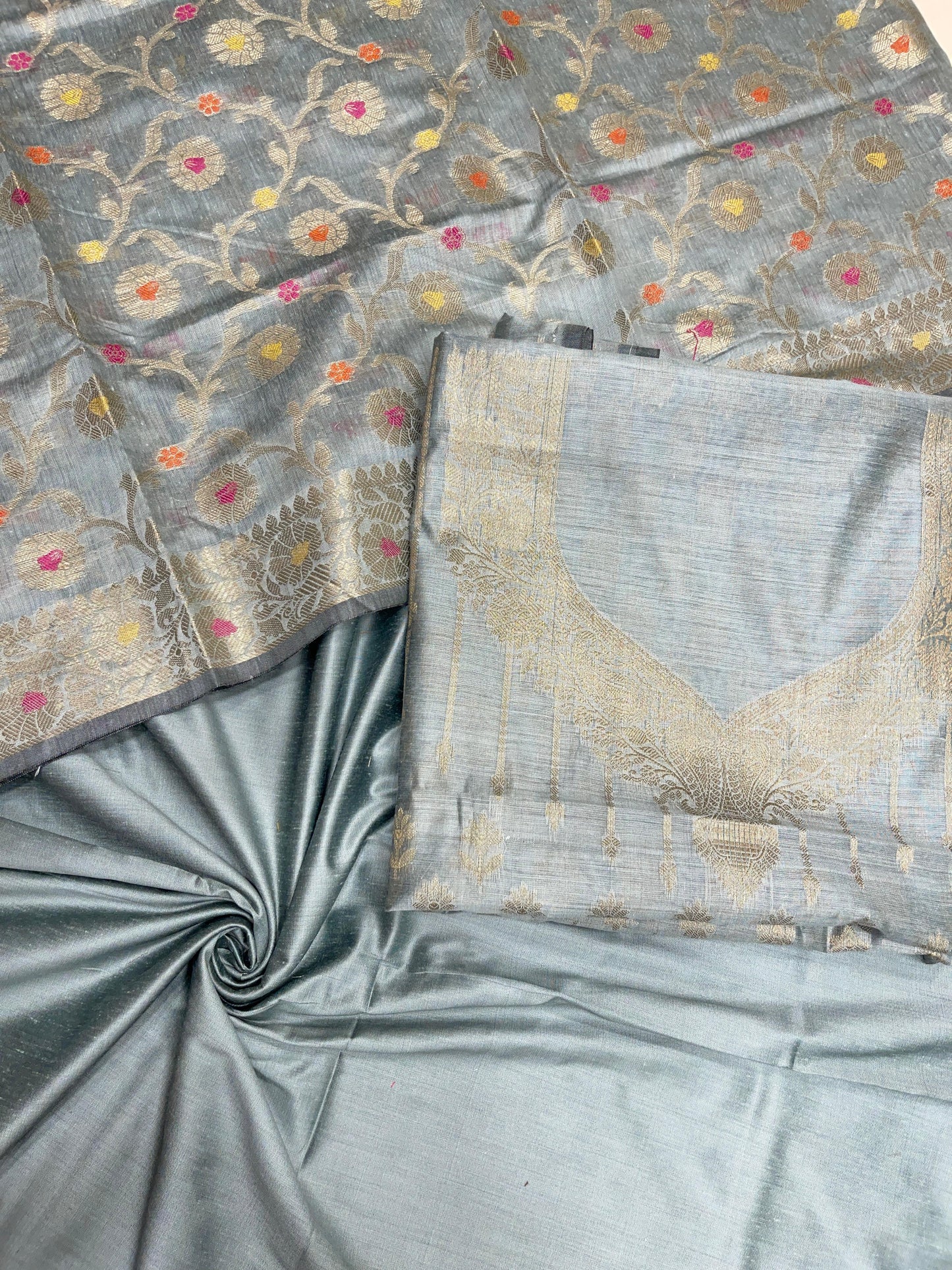 Grey cotton suit set featuring necklace floral stripes and matching jaal dupatta. SHL_36