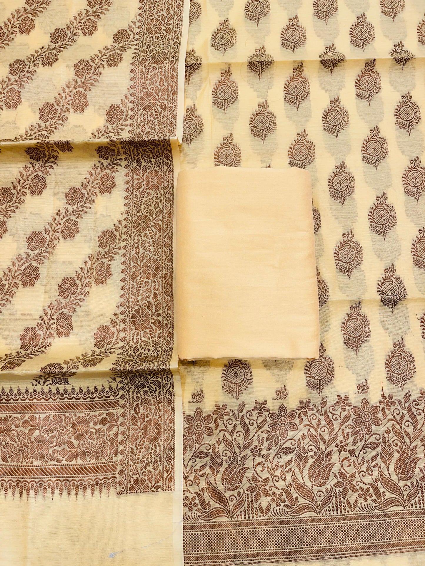 Yellow Cotton Banarasi 3 pcs Suit Set IM_CS25