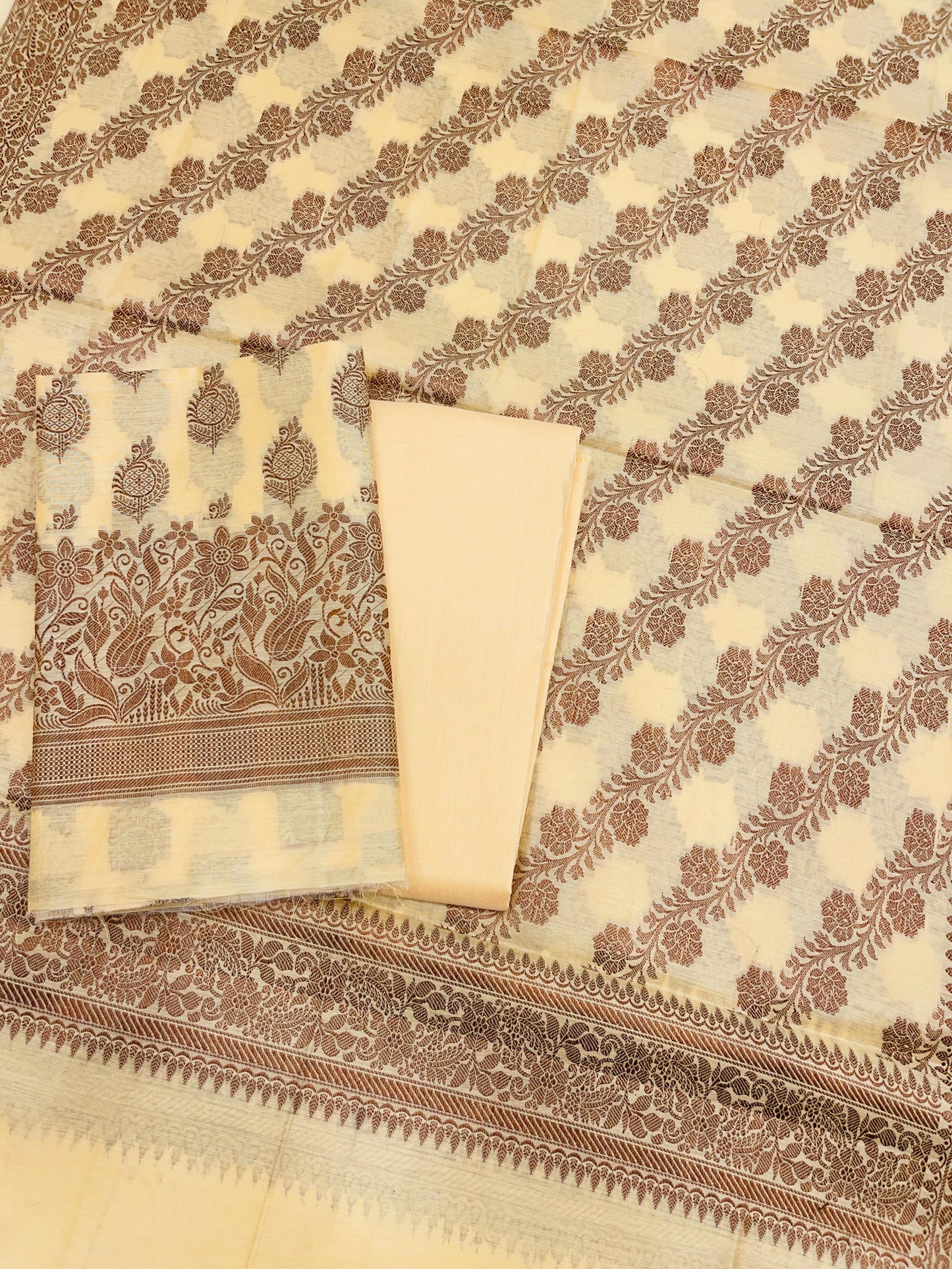 Yellow Cotton Banarasi 3 pcs Suit Set IM_CS25