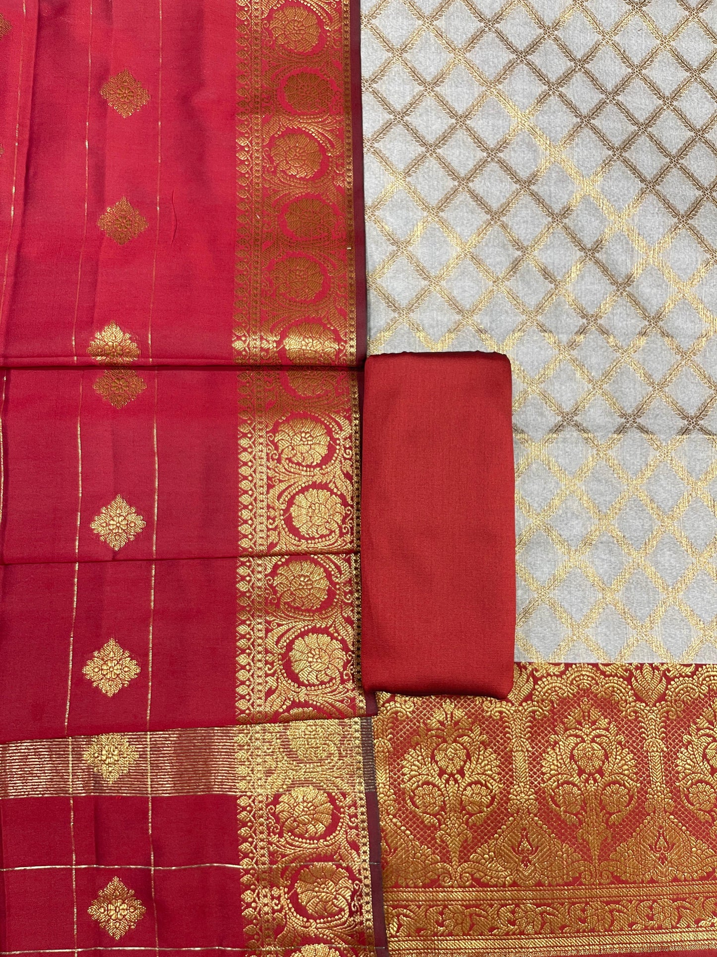 Off White Cotton Silk Banarasi 3 pcs Suit Set  with Contrast Maroon Dupatta 650ASD_CS9