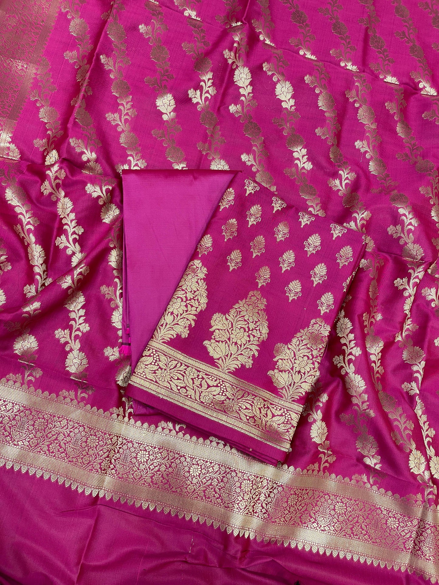 Magenta Katan Silk Zari Border Banarasi 3 pcs Suit Set 800JD_KB4