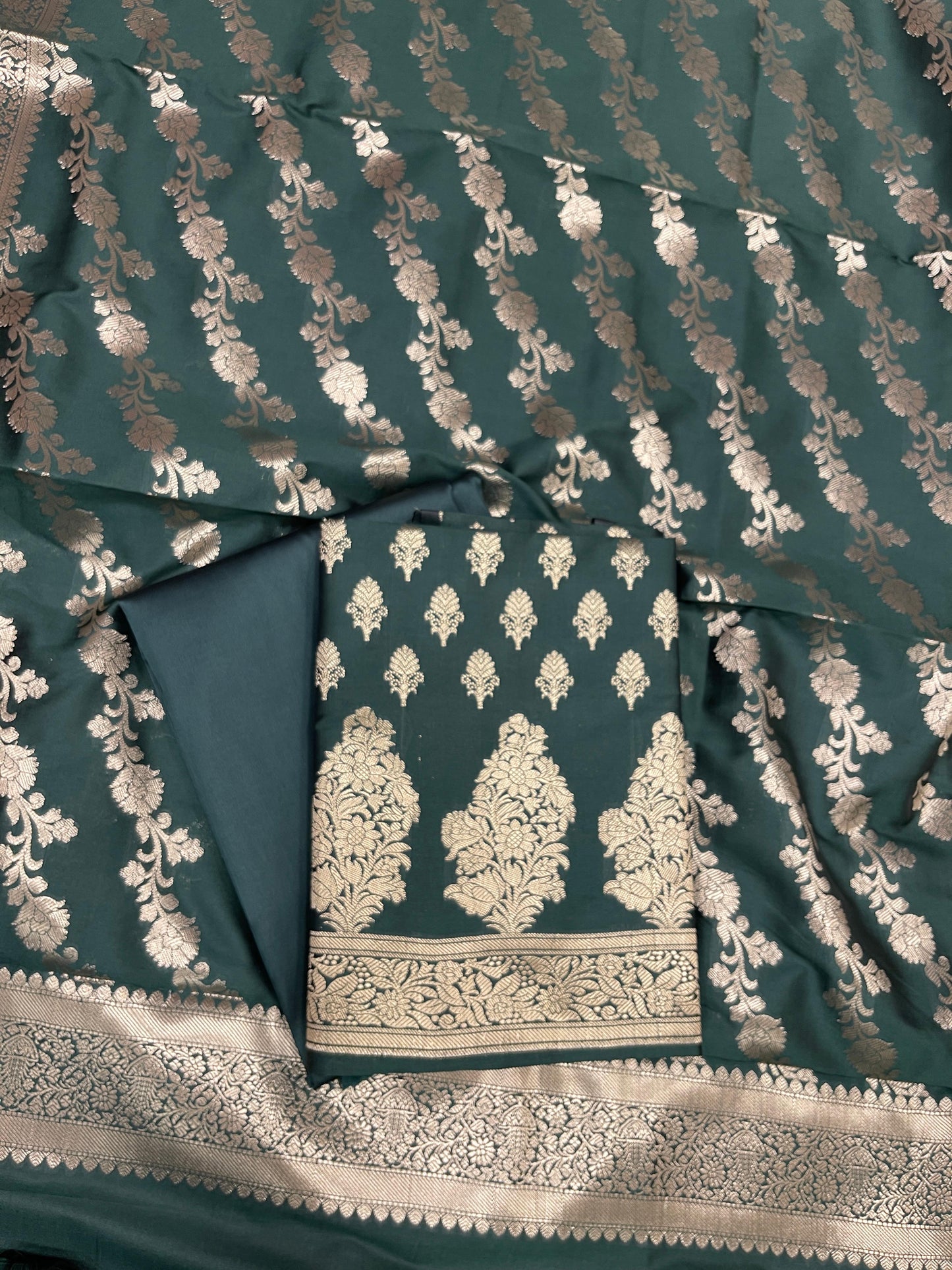 Dark Green Katan Silk Zari Border Banarasi 3 pcs Suit Set 800JD_KB5