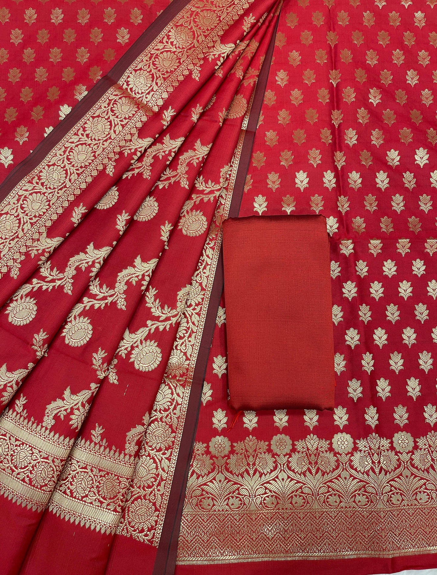 Red Katan Silk Daaman Border Banarasi 3 pcs Suit Set 850JD_KBR5
