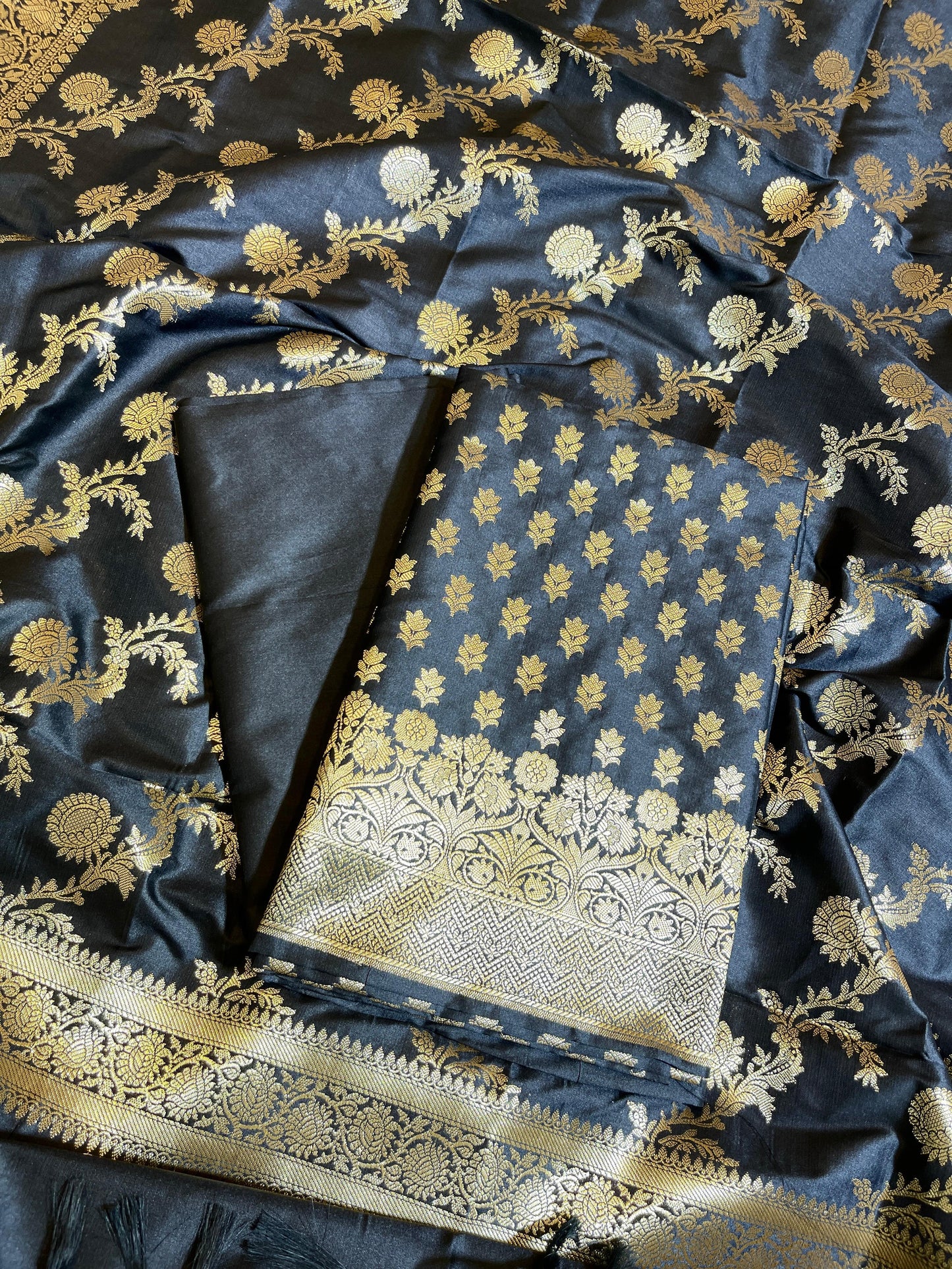 Black Semi Katan Silk Banarasi 3 pcs Suit Set 750SHL_SK8