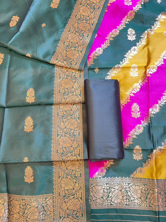 Rangkaat Art Silk Banarasi 3 pcs Suit Set  with Contrast Green Dupatta 650SKL_RNG4