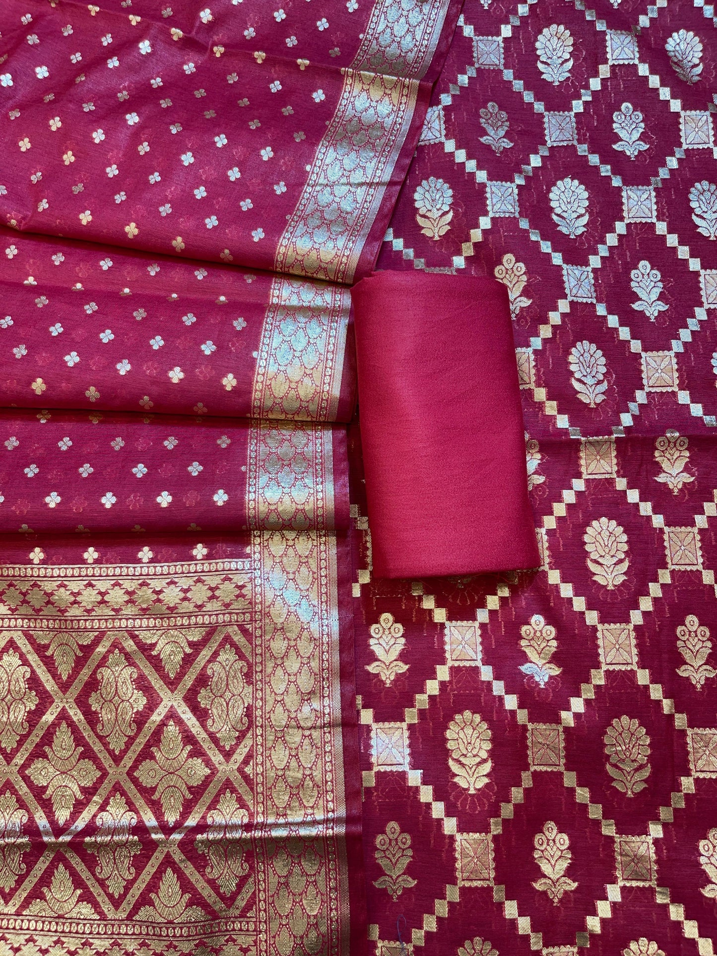 Magenta Mescrize Cotton Geometrical Banarasi 3 pcs Suit Set 1100SKL_MS6