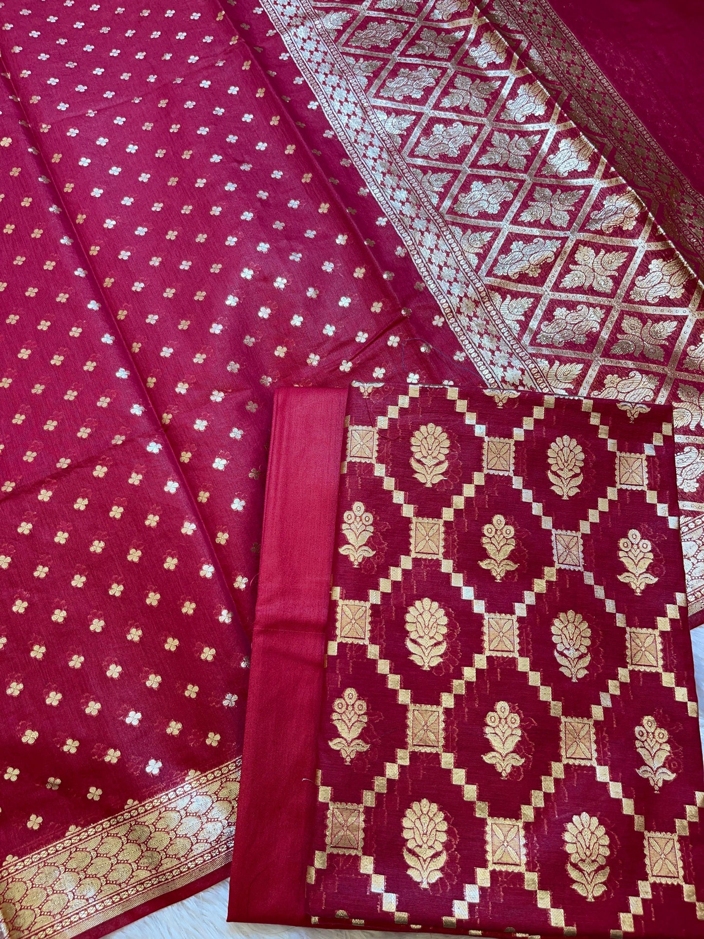 Magenta Mescrize Cotton Geometrical Banarasi 3 pcs Suit Set 1100SKL_MS6