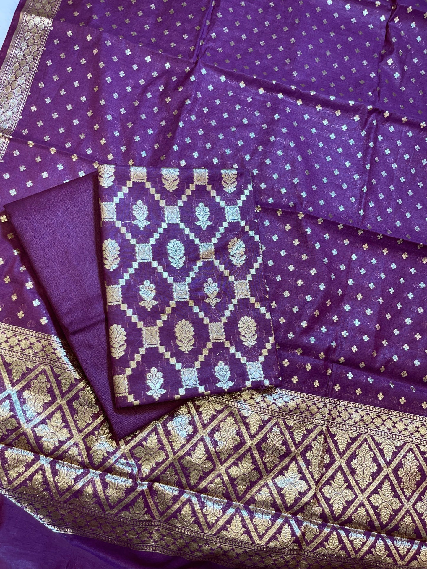 Purple Mescrize Cotton Geometrical Banarasi 3 pcs Suit Set 1100SKL_MS4
