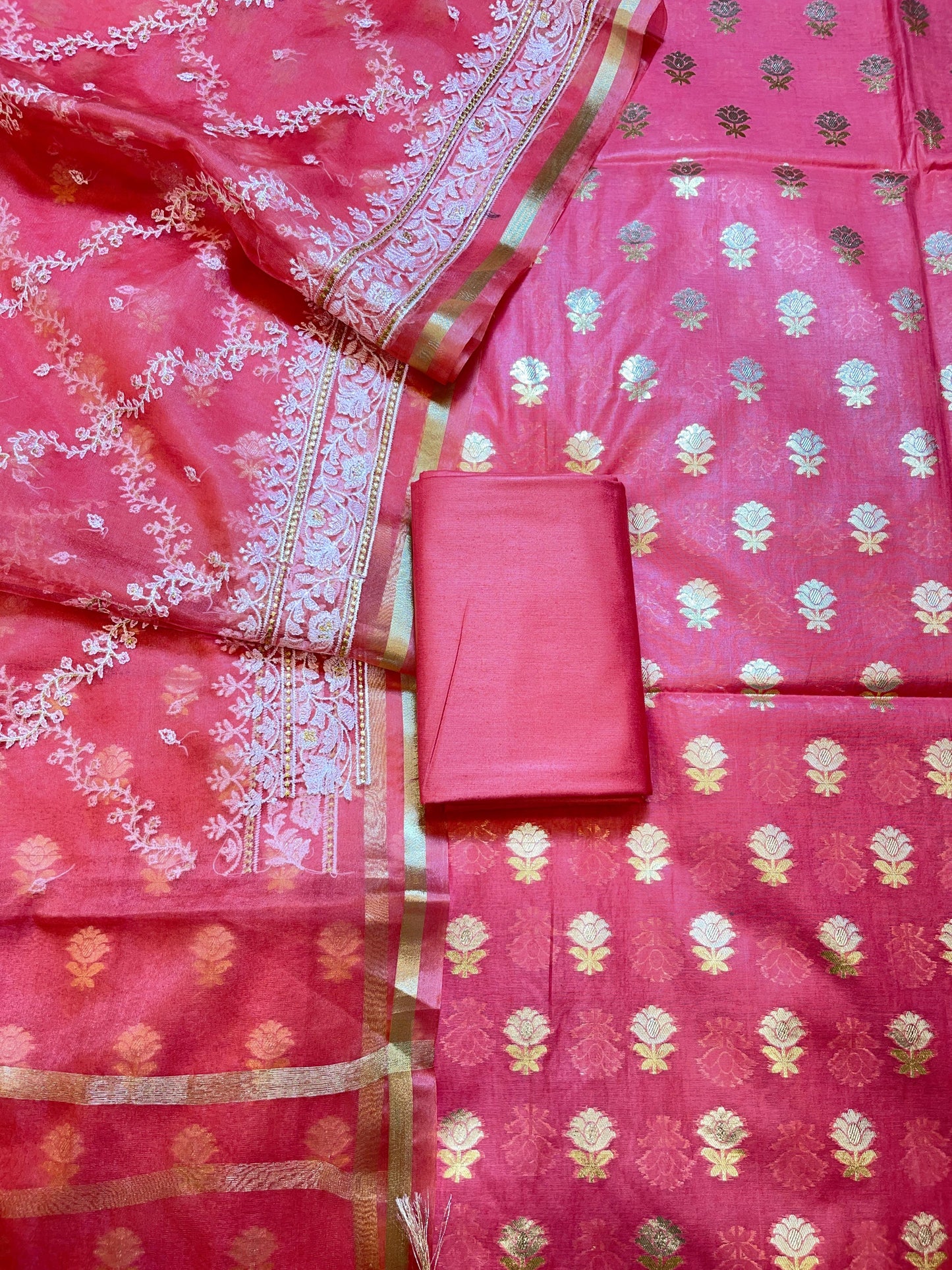 Pink Mescrize Cotton Banarasi 3 pcs Suit Set with Resham Embroidery Dupatta 1100SKL_MSK4
