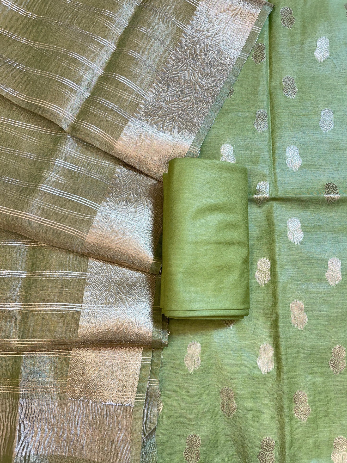 Pistagreen Mescrize Cotton Banarasi 3 pcs Suit Set with Crush Tissue Dupatta 1100SKL_MSC5