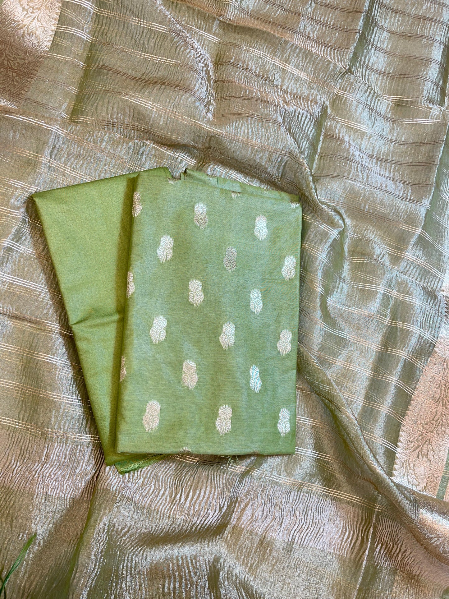 Pistagreen Mescrize Cotton Banarasi 3 pcs Suit Set with Crush Tissue Dupatta 1100SKL_MSC5
