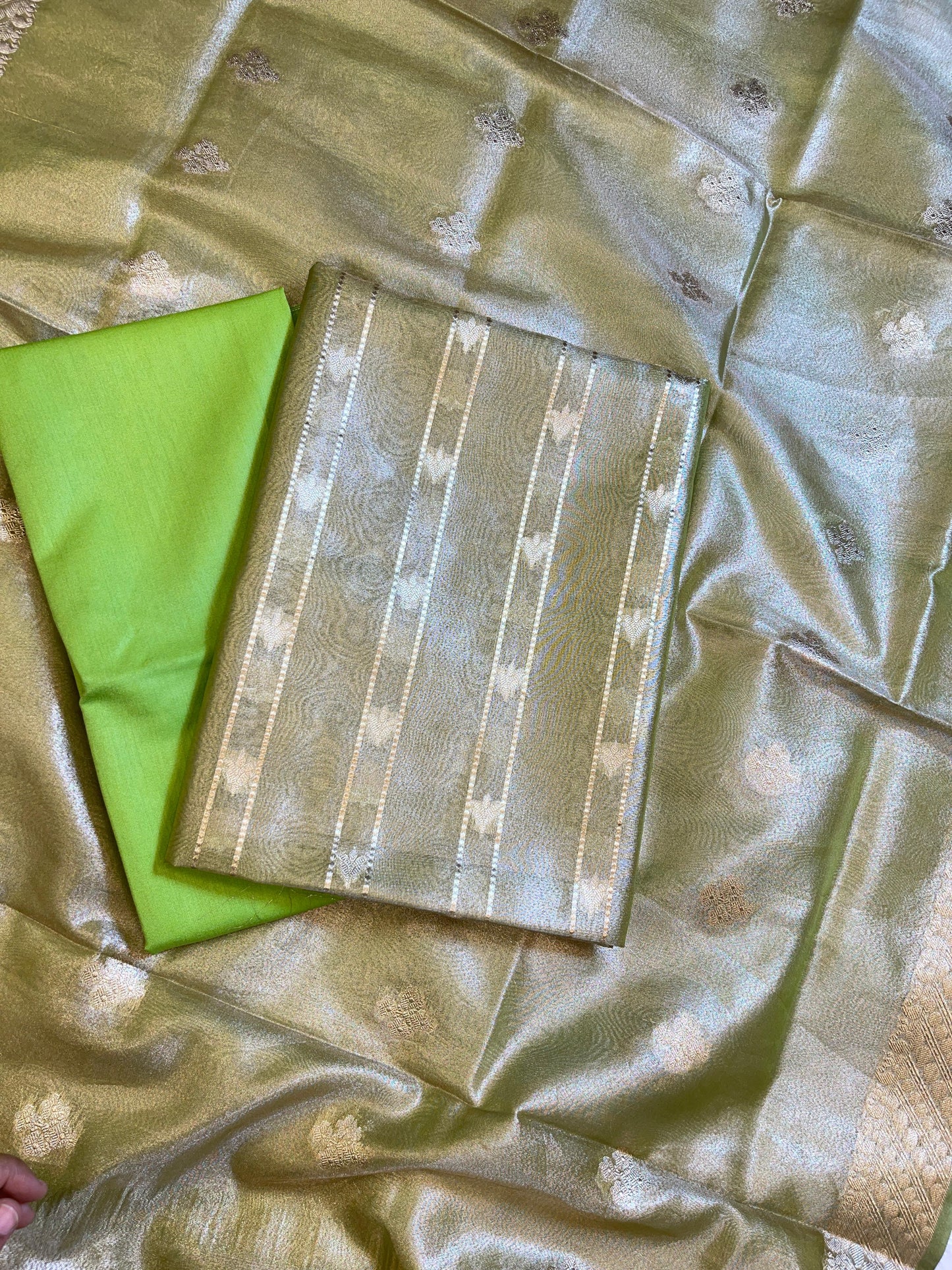 Green Tissue Silk Zari Stripe Banarasi 3 pcs Suit Set 1100SKL_TSU5