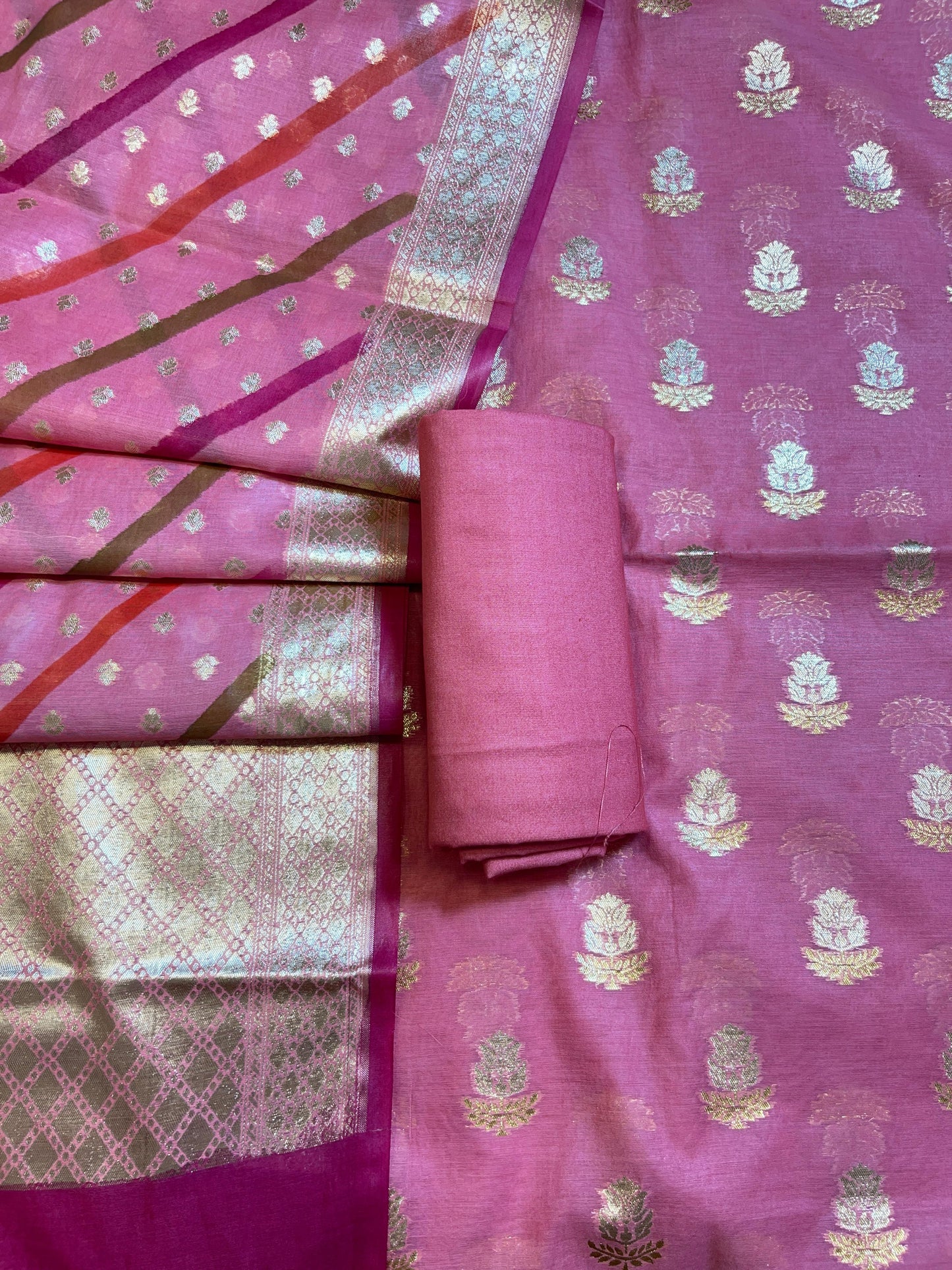 Pink Pure Mercerised Silk Banarasi 3 pcs Suit Set with Stripe Rangkaat Dupatta 1250SKL_MS5