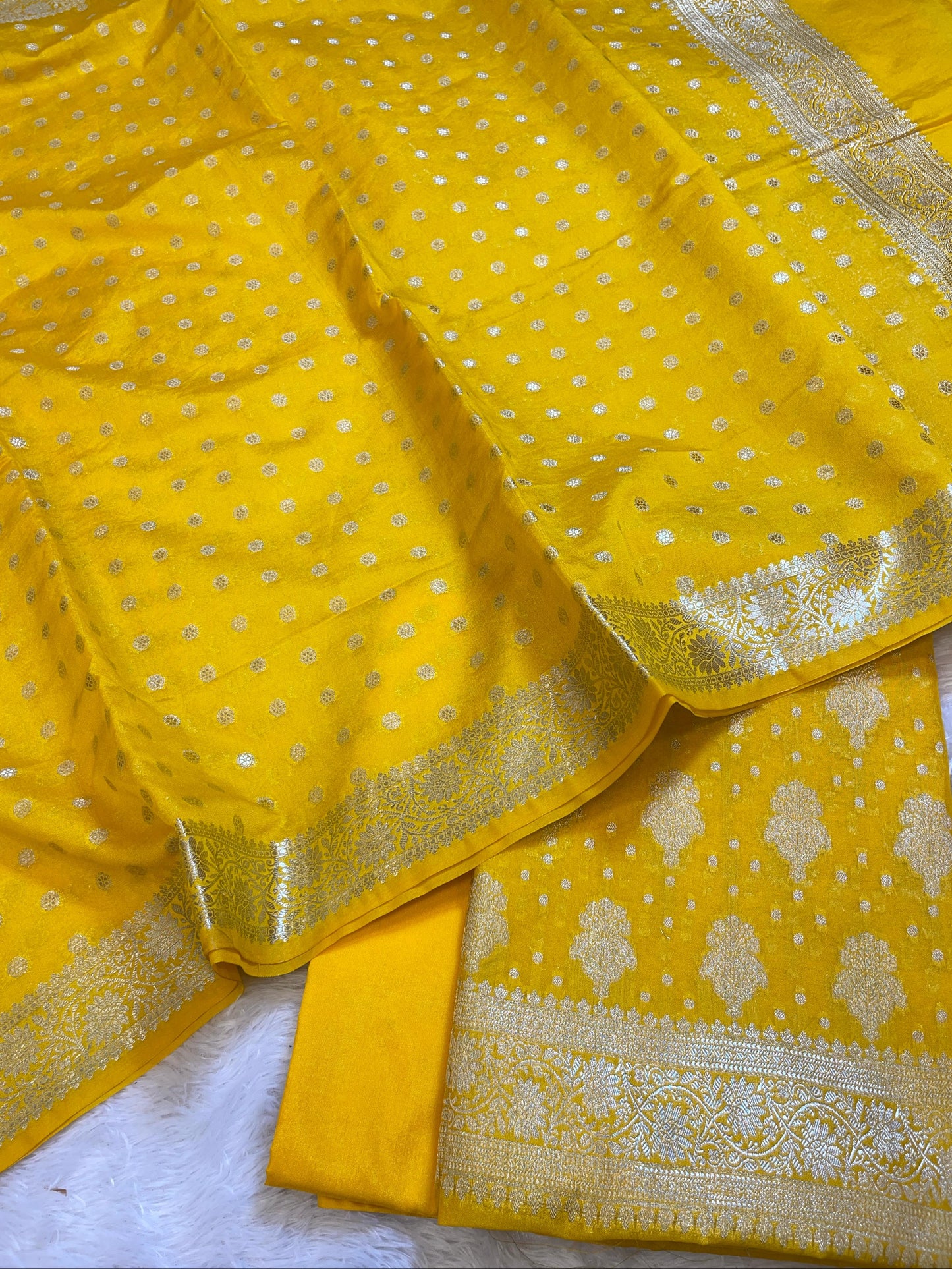Yellow Georgette Silver Zari Banarasi 3 pcs Suit Set 1200SKL_GE2