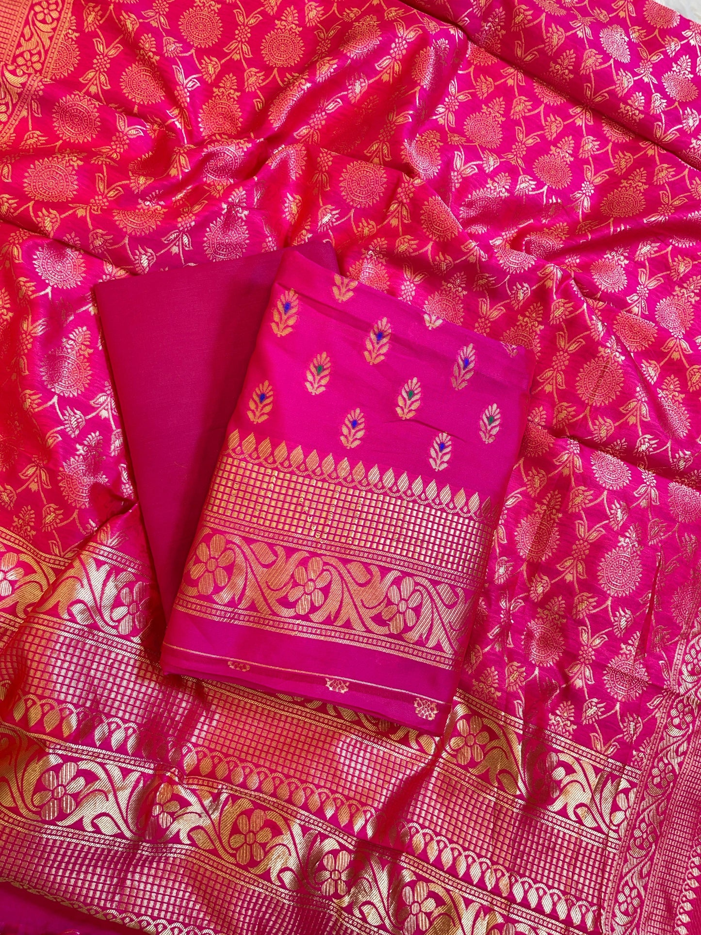 Magenta Butter Silk Zari Mina Booti Banarasi 3 pcs Suit Set 600SKL_BS2