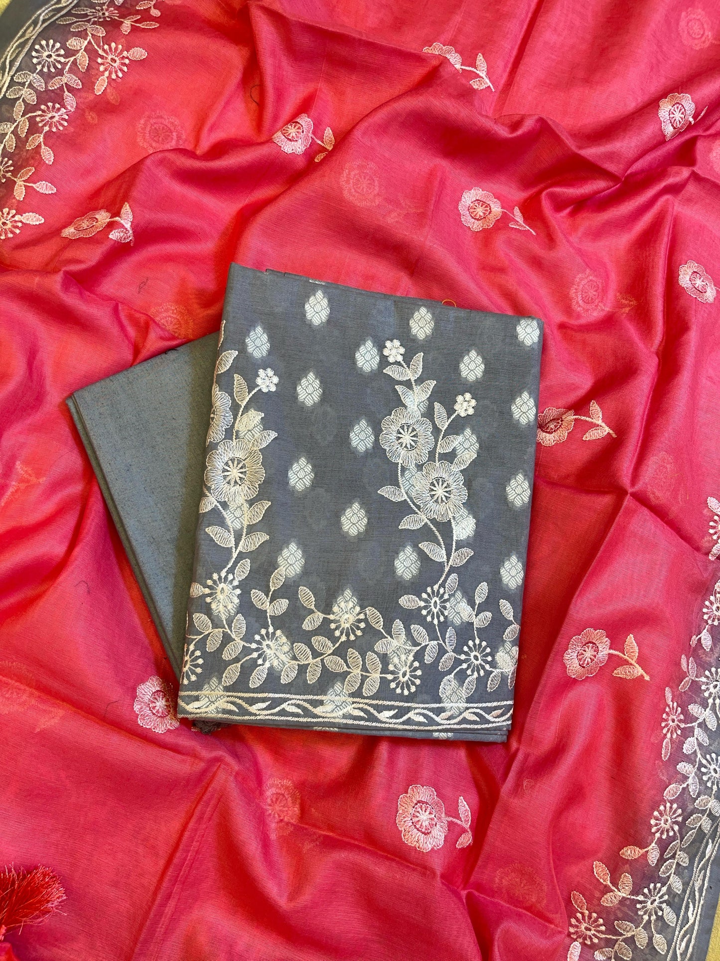 Grey Cotton Embroidery Banarasi 3 pcs Suit set with Contrast Pink Dupatta 1200SKL_MSC2