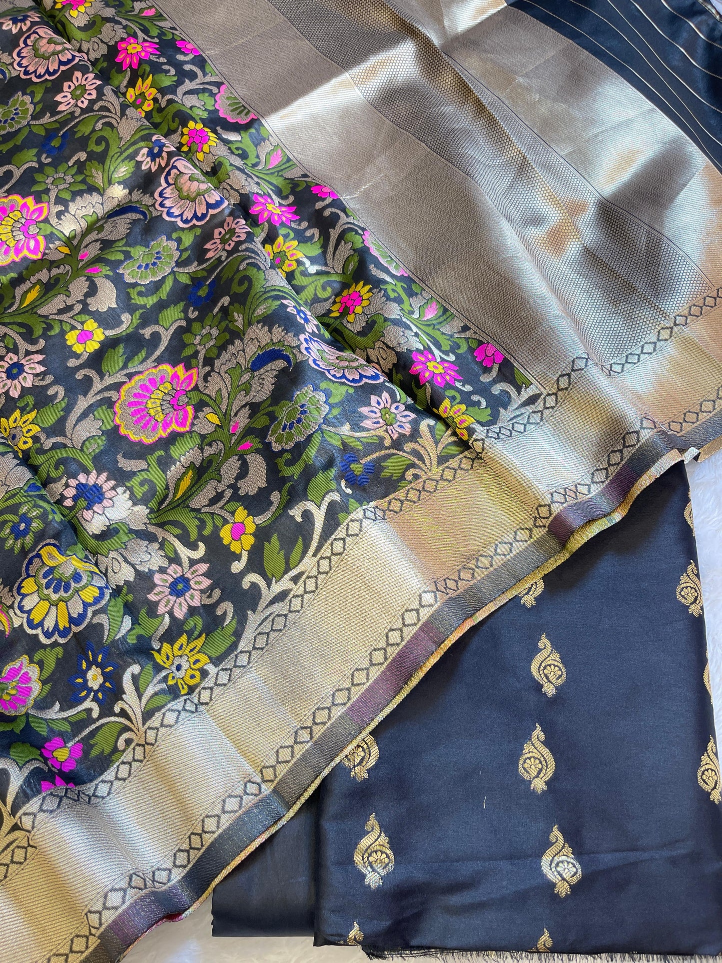 Black Katan Silk Zari Booti Banarasi 3 pcs Suit Set with Multicolor Mina Dupatta 700SKL_KS8