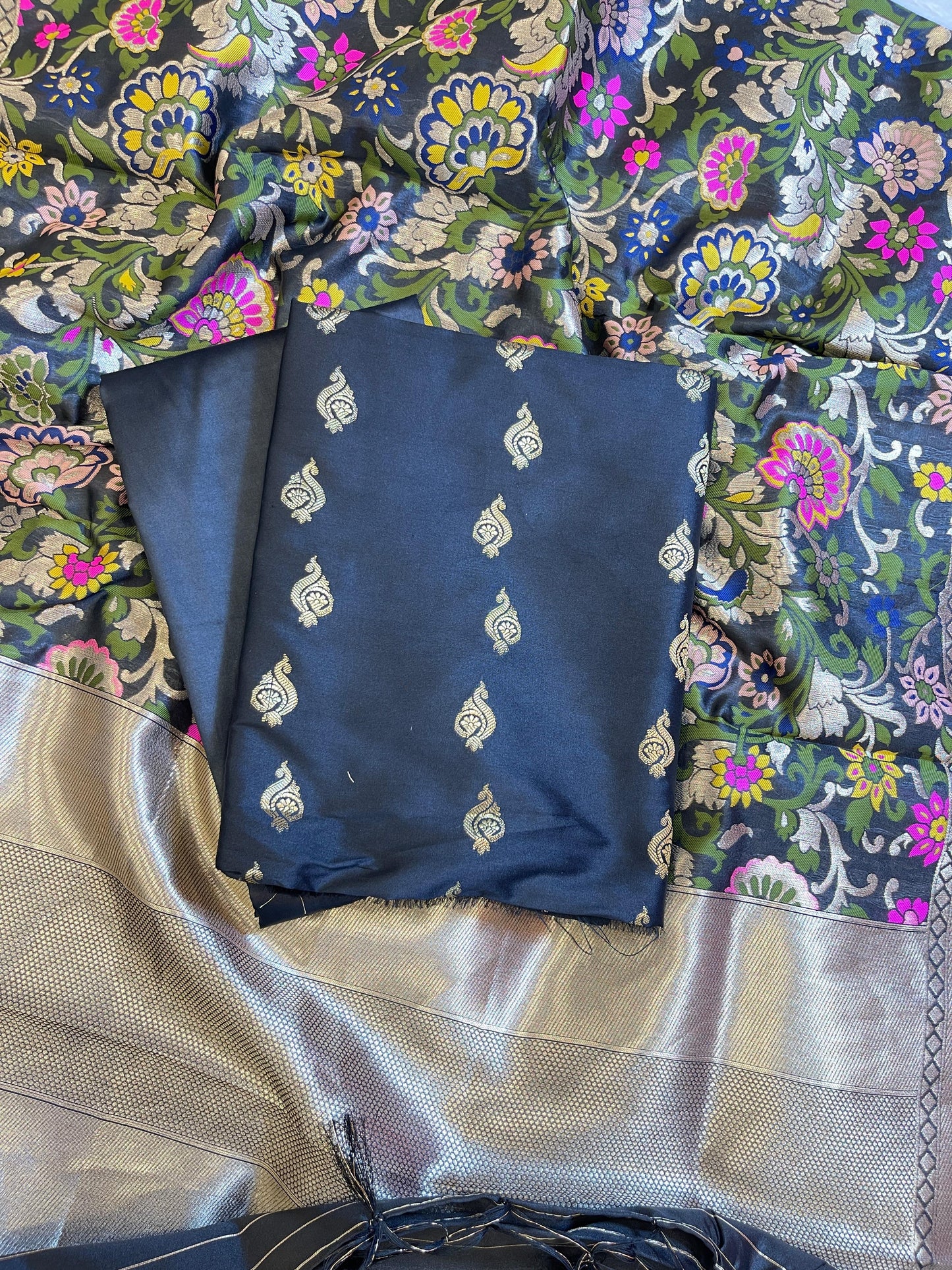 Black Katan Silk Zari Booti Banarasi 3 pcs Suit Set with Multicolor Mina Dupatta 700SKL_KS8