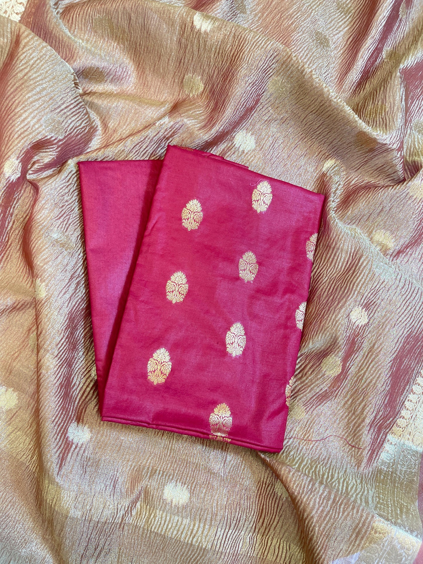 Magenta Pure Mercerise Silk Banarasi 3 pcs Suit Set with Crush Tissue Dupatta 1000SKL_PM8