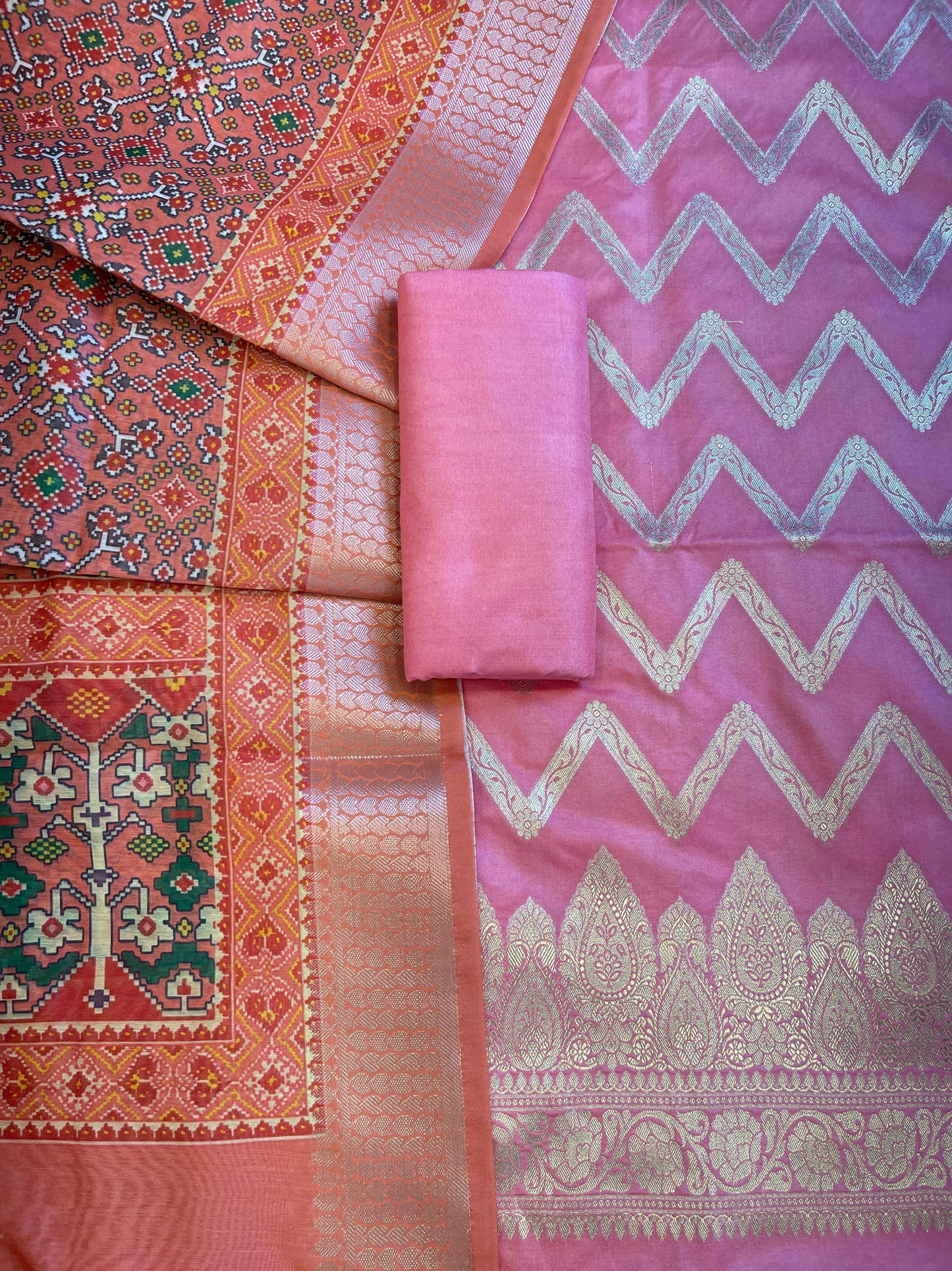 Pink Katan Silk Zari Zig-Zag with Cotton Print Dupatta Banarasi 3 pcs Suit Set 1500AJ_KCP12