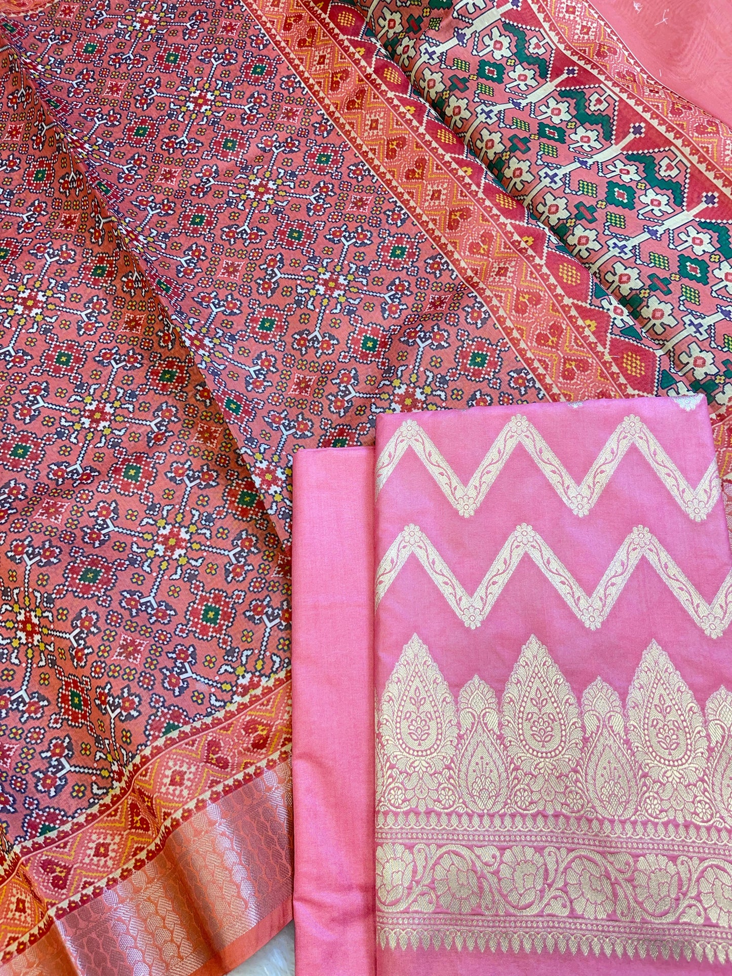 Pink Katan Silk Zari Zig-Zag with Cotton Print Dupatta Banarasi 3 pcs Suit Set 1500AJ_KCP12