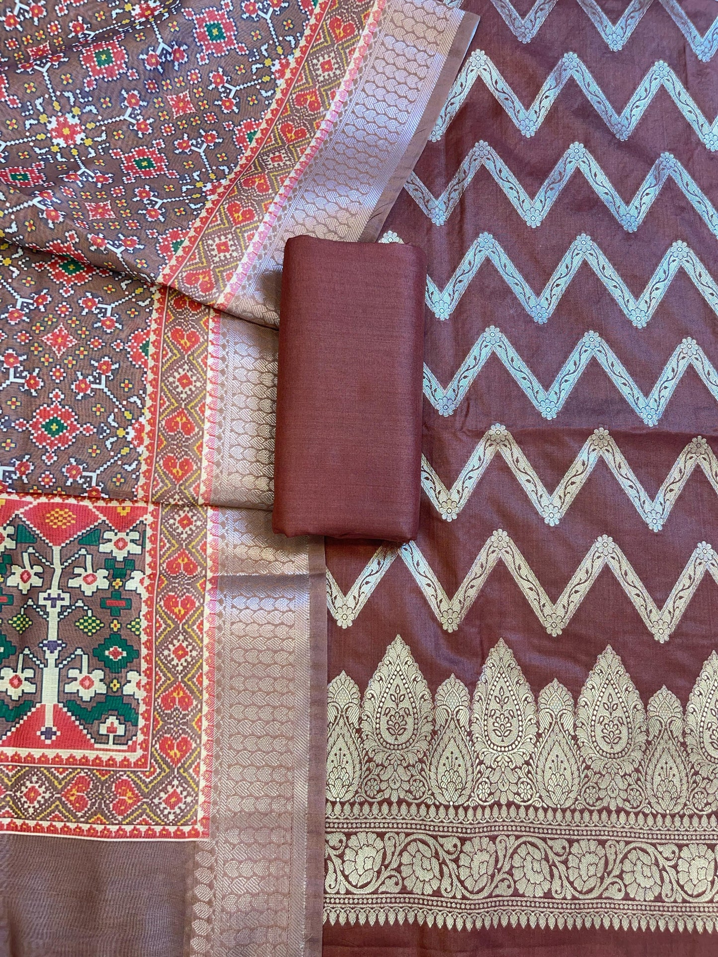 Brown Katan Silk Zari Zig-Zag with Cotton Print Dupatta Banarasi 3 pcs Suit Set 1500AJ_KCP13