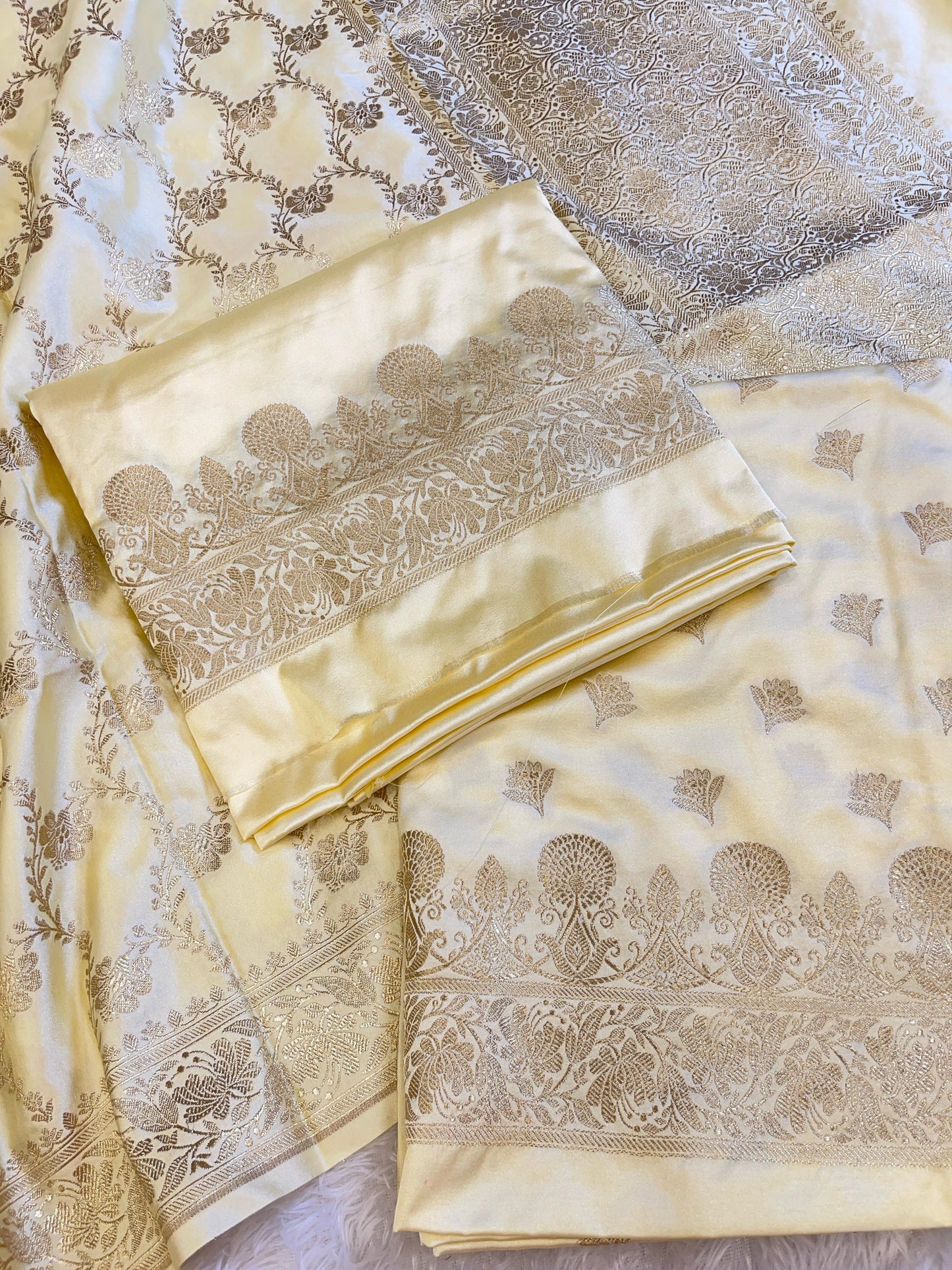 Tussar Premium Mashru Silk Floral Zari Booti Banarasi Suit Set 1500AJ_KCP22