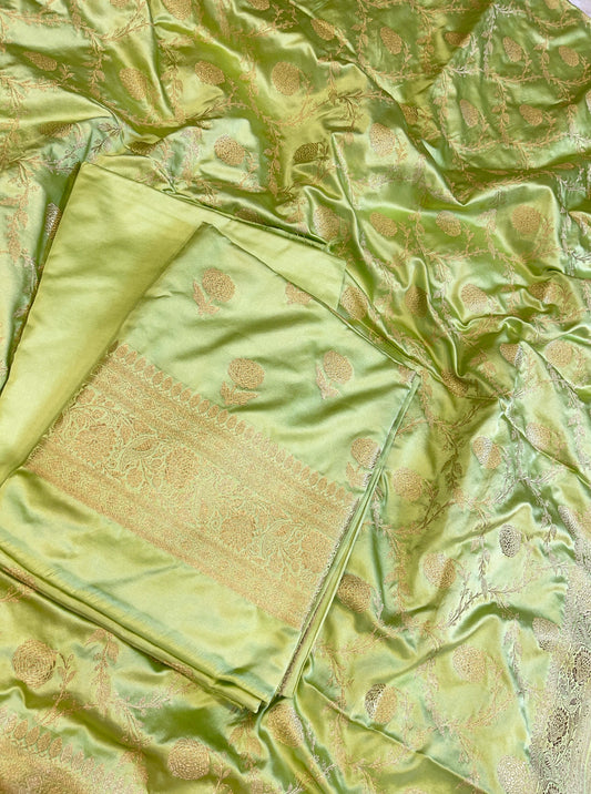 Green Premium Mashru Silk Floral Zari Booti Banarasi Suit Set 1500AJ_KCP34
