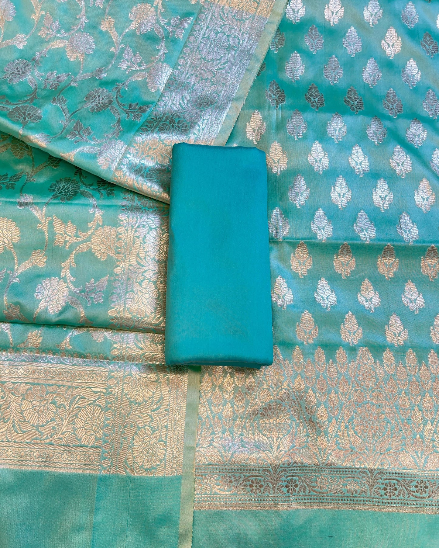 Seagreen Semi Silk Floral Zari Booti Banarasi 3 pcs Suit Set 900AJ_SK32