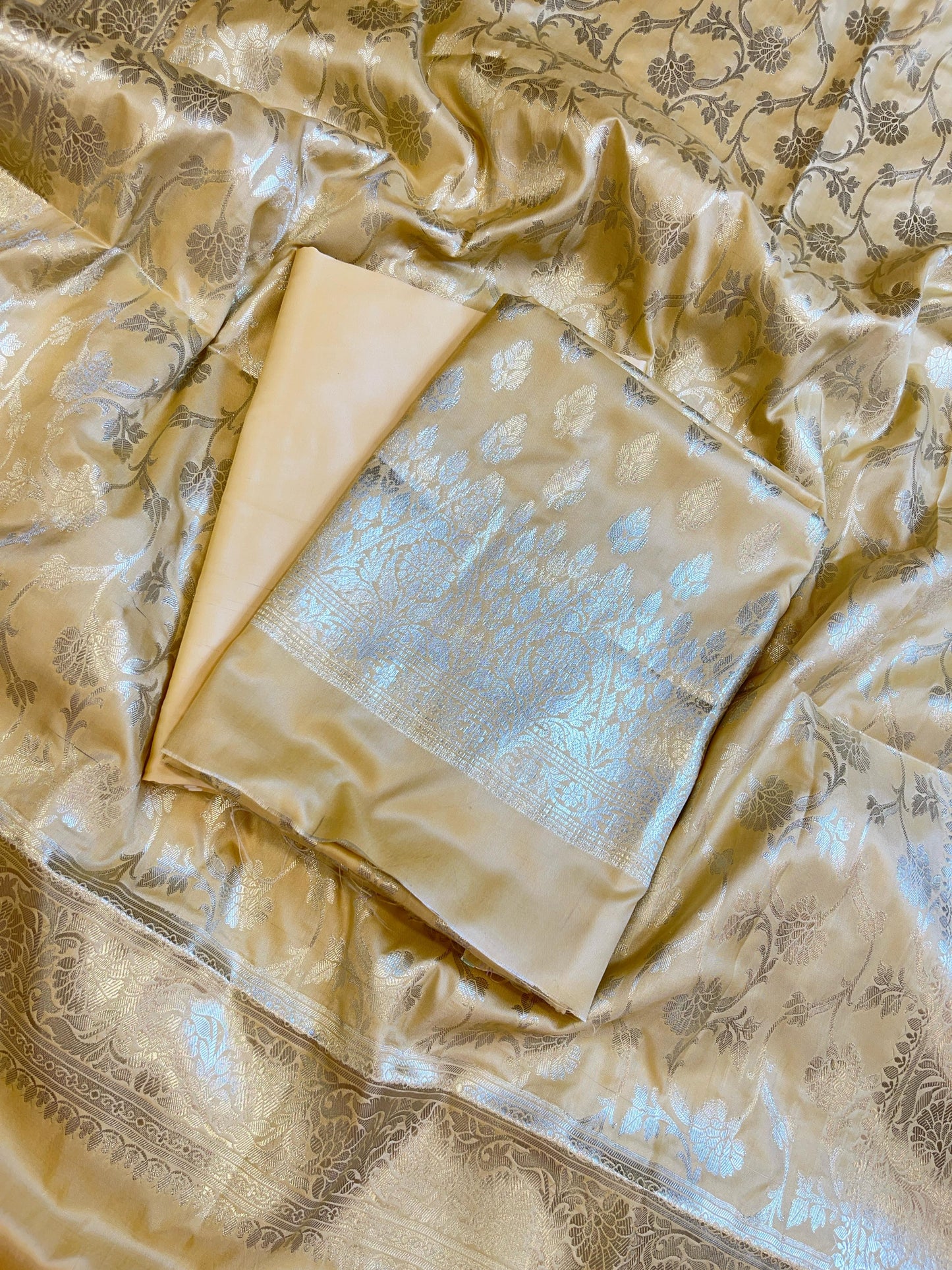 Tussar Semi Silk Floral Zari Booti Banarasi 3 pcs Suit Set 900AJ_SK35