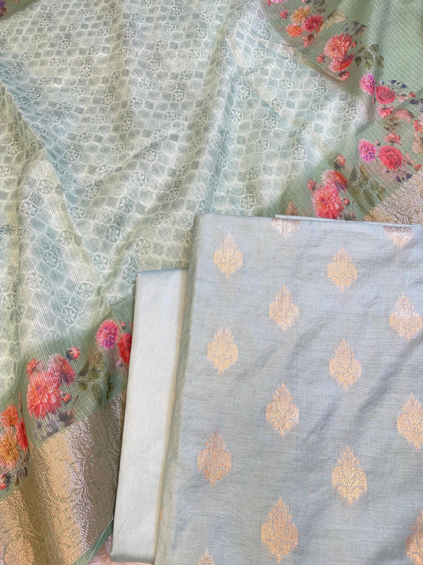 Green Cotton Silk Dyable Floral Zari Booti with Digital Print Kota Check Dupatta Banarasi 3 pcs Suit Set 11IM_DCS7