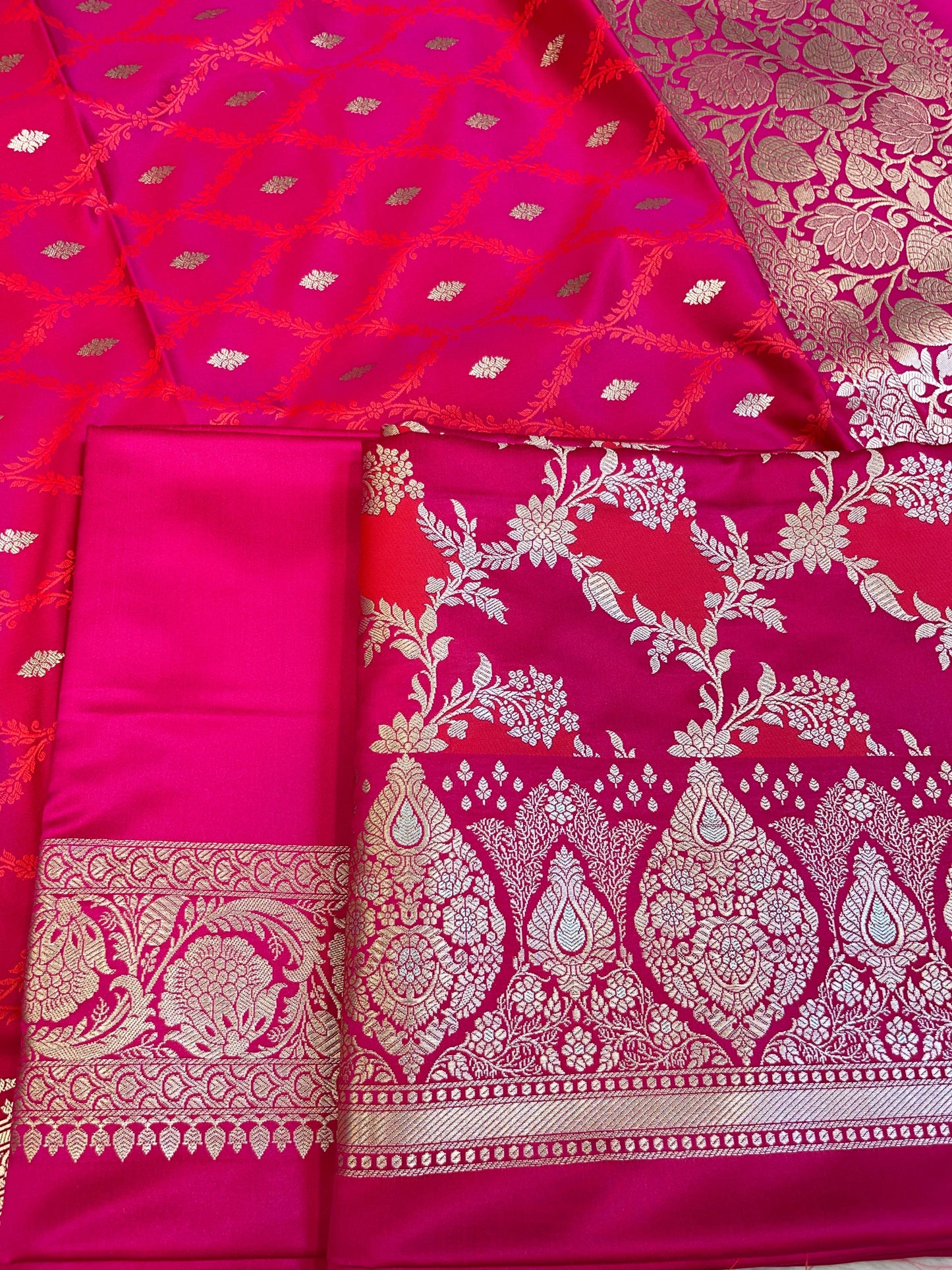 Pure Handloom Magenta Mashru Silk Floral Rangkaat Floral Zari Jaal Banarasi 3 pcs Suit Set 26AJ_MSR1