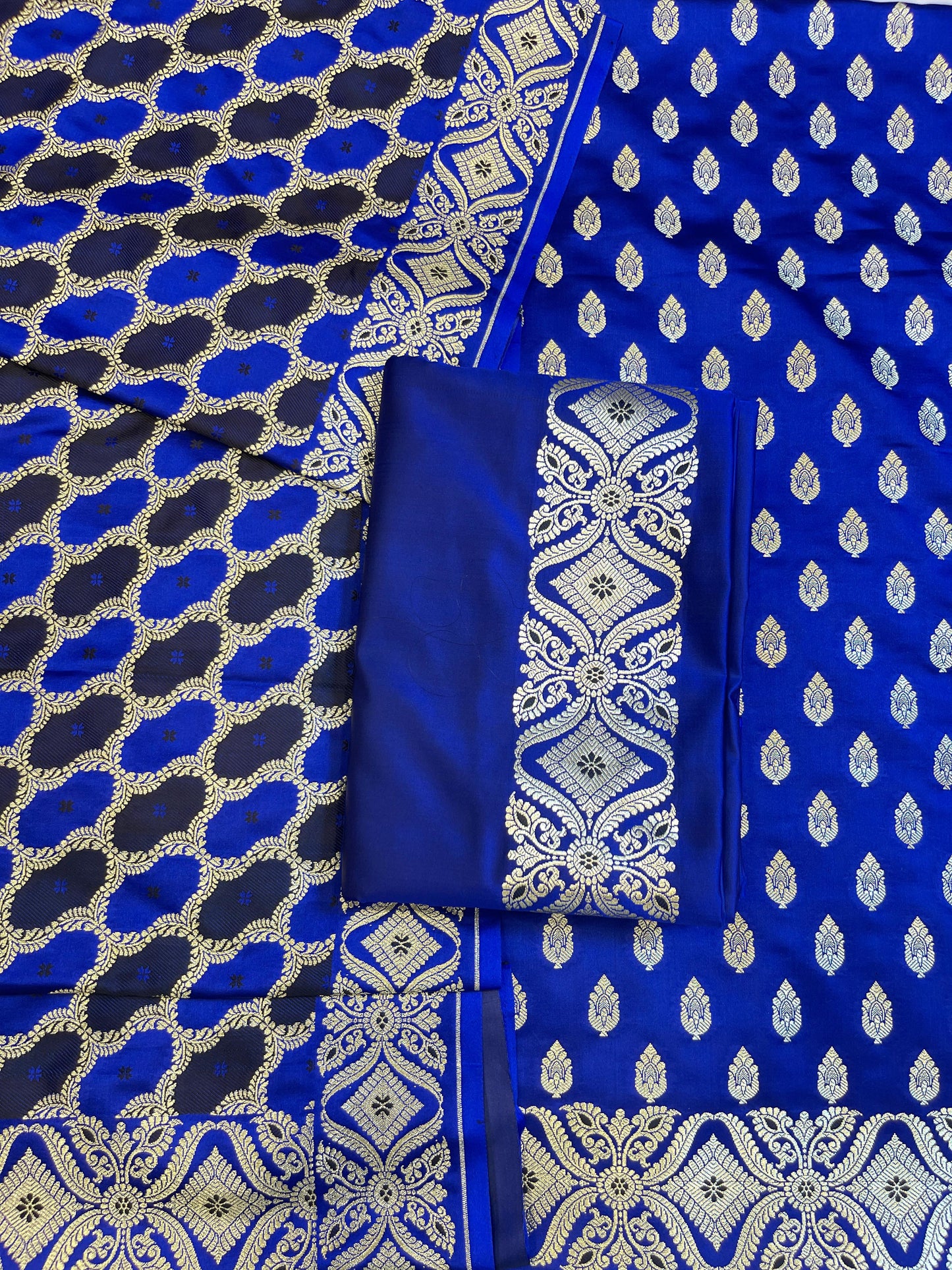 Pure Handloom Blue Mashru Silk Floral Zari Booti with Rangkaat Dupatta Banarasi 3 pcs Suit Set 26AJ_MSR9