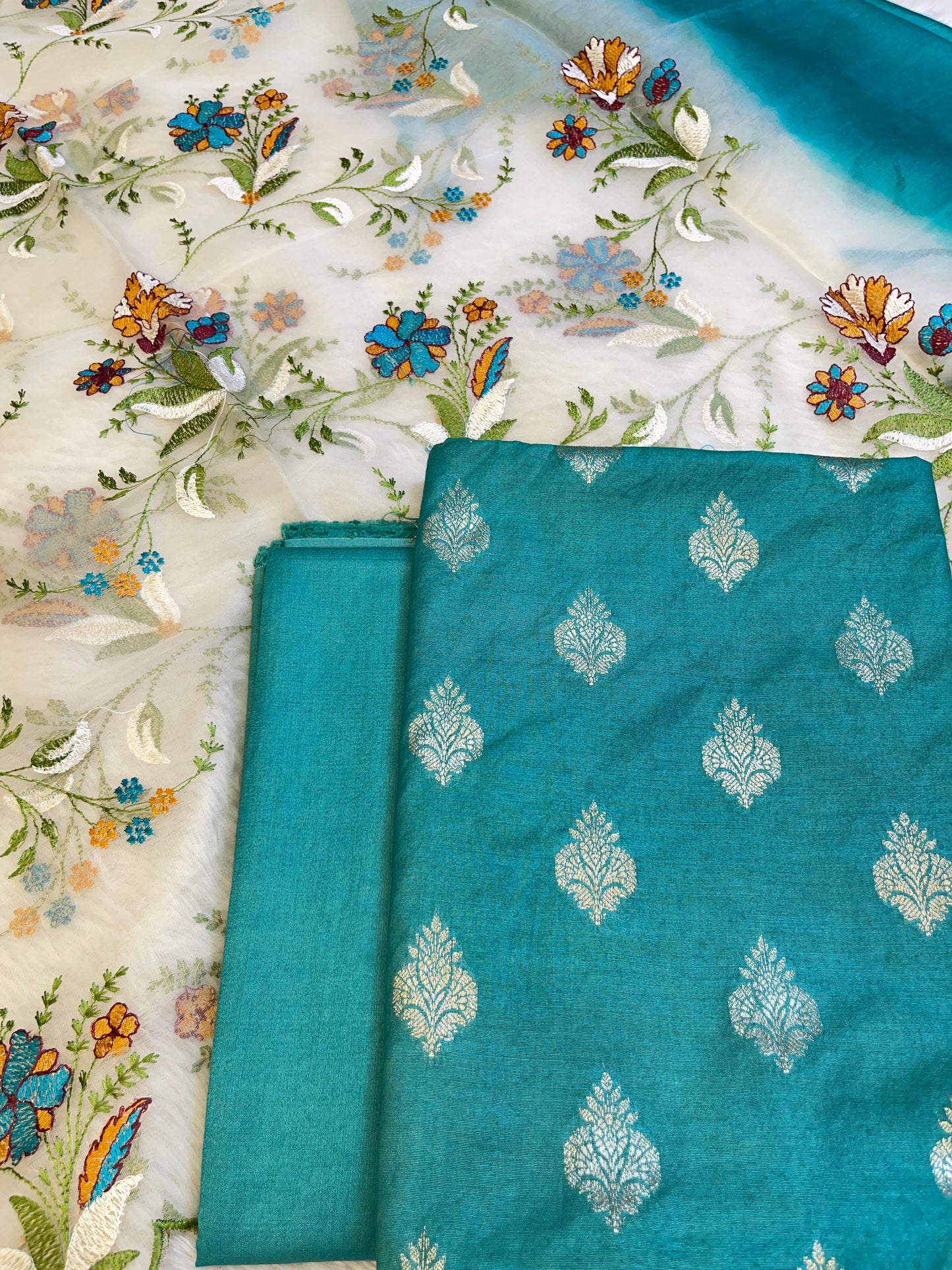 Seagreen Cotton Silk Dyable Floral Zari Booti with Embroidered Dupatta Banarasi 3 pcs Suit Set 14IM_DCS16