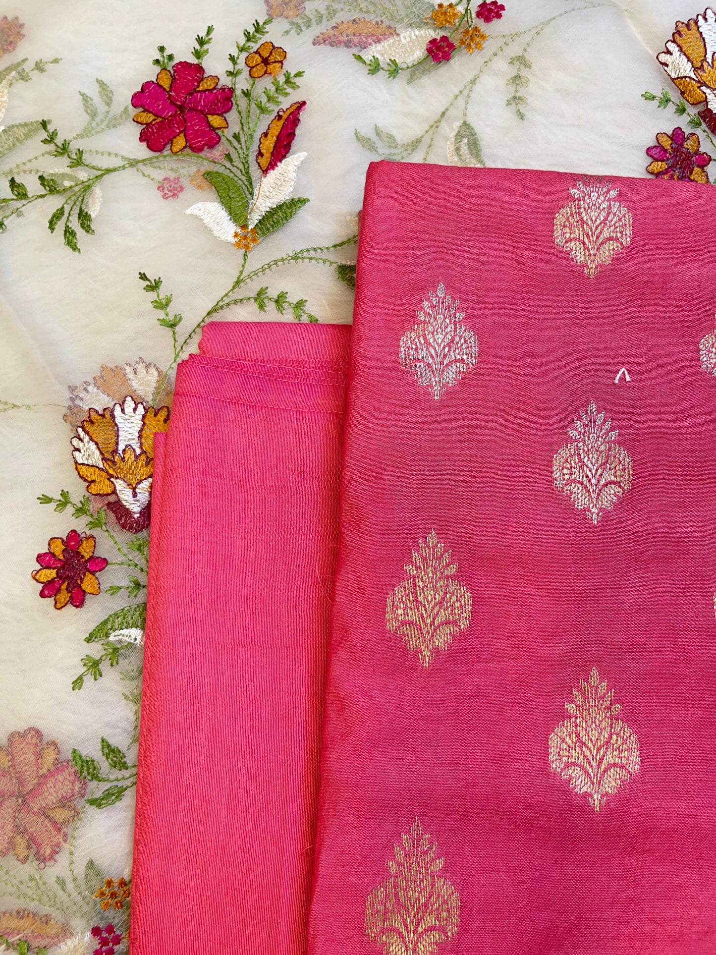Pink Cotton Silk Dyable Floral Zari Booti with Embroidered Dupatta Banarasi 3 pcs Suit Set 14IM_DCS18