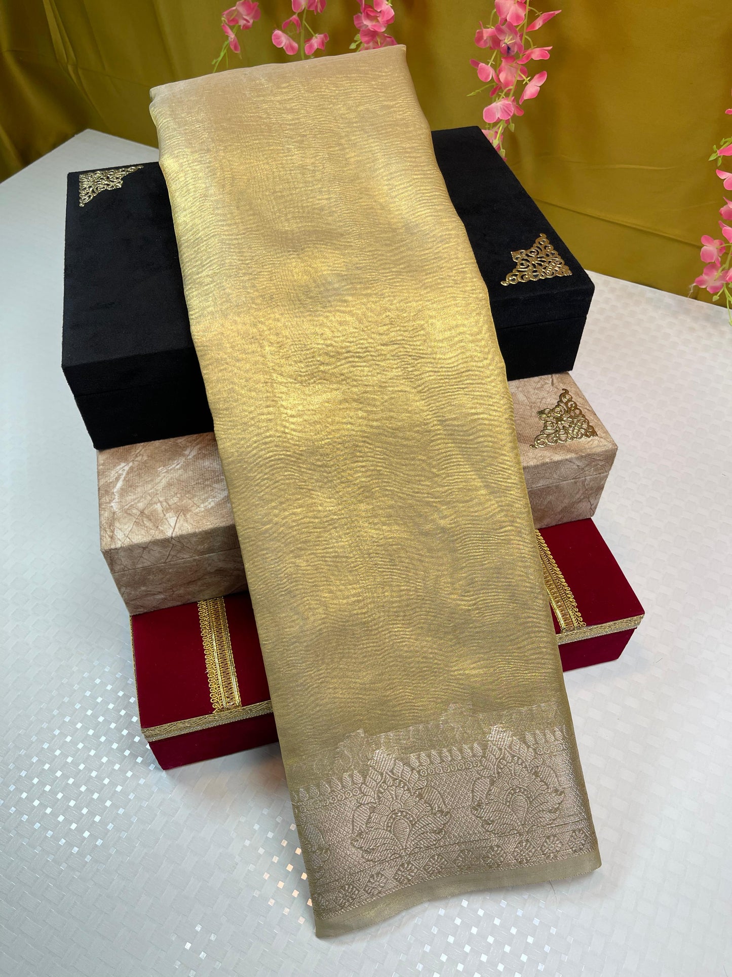 Gold Crush Tissue Silk Contrast Silver Border Banarasi Saree MS_CR2