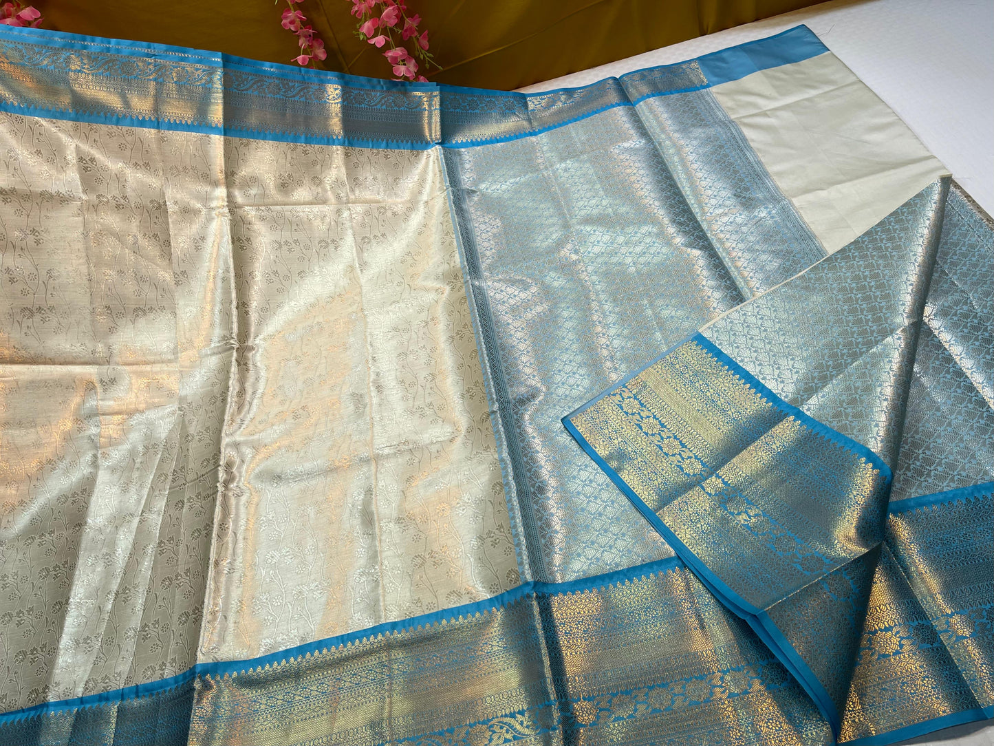 Beige Kanjeevaram Soft Silk Floral Jaal Contrast Blue Border Banarasi Saree MS_KS2