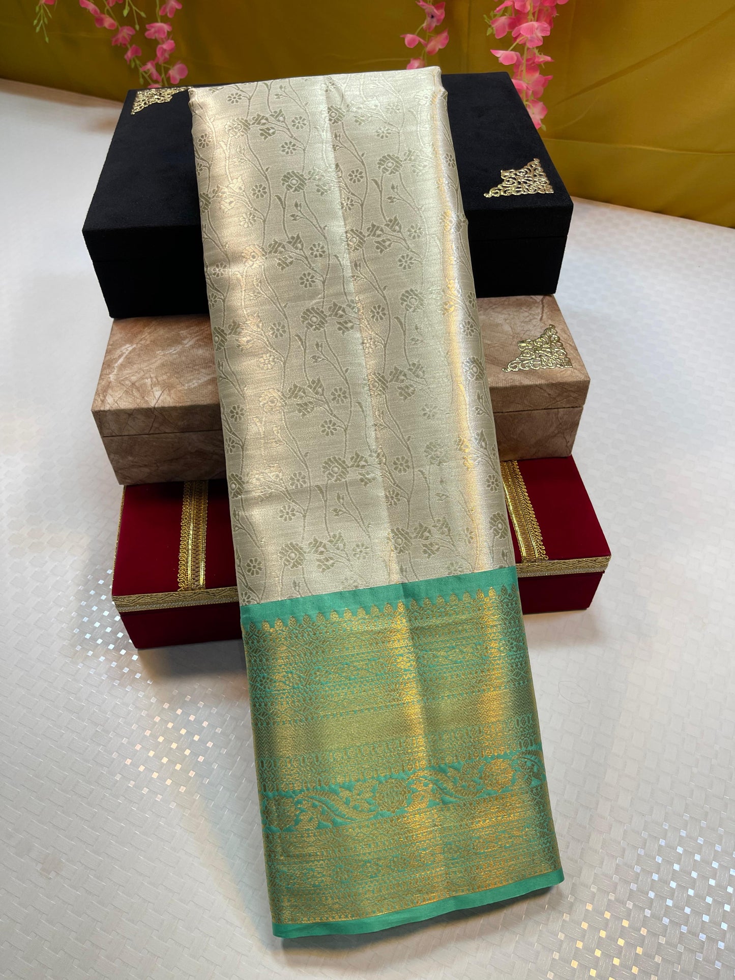 Beige Kanjeevaram Soft Silk Floral Jaal Contrast Green Border Banarasi Saree MS_KS1