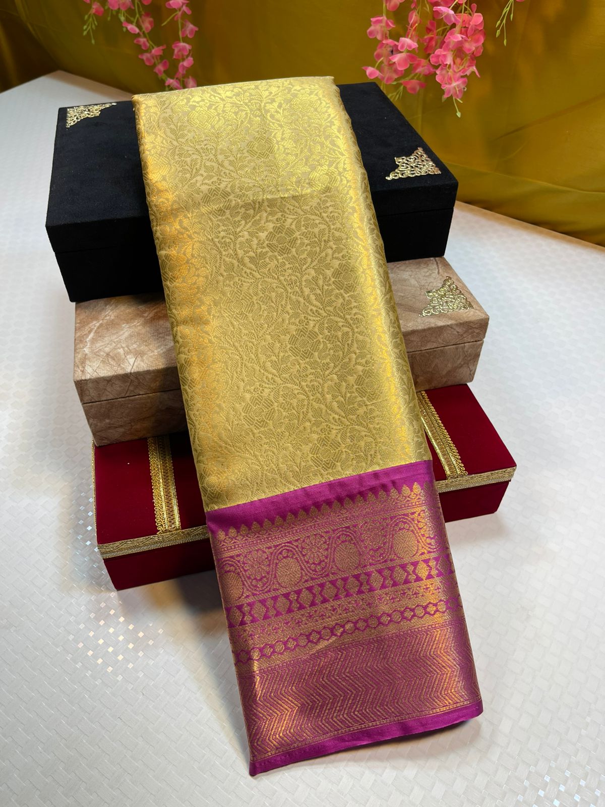 Light Gold Semi Kanchi Silk Contrast Pink Border Banarasi Saree MS_SK21