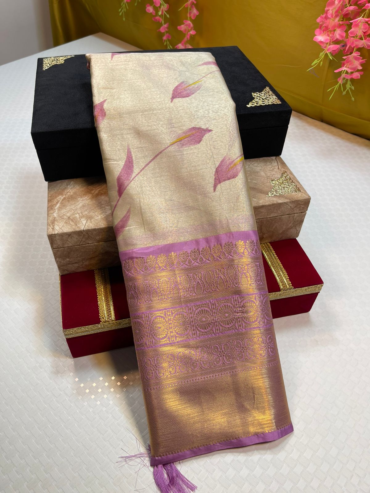 Moosee Tissue Silk Floral Handpainted Jaal Boota Contrast Light Purple Border Banarasi Saree MS_MTS4