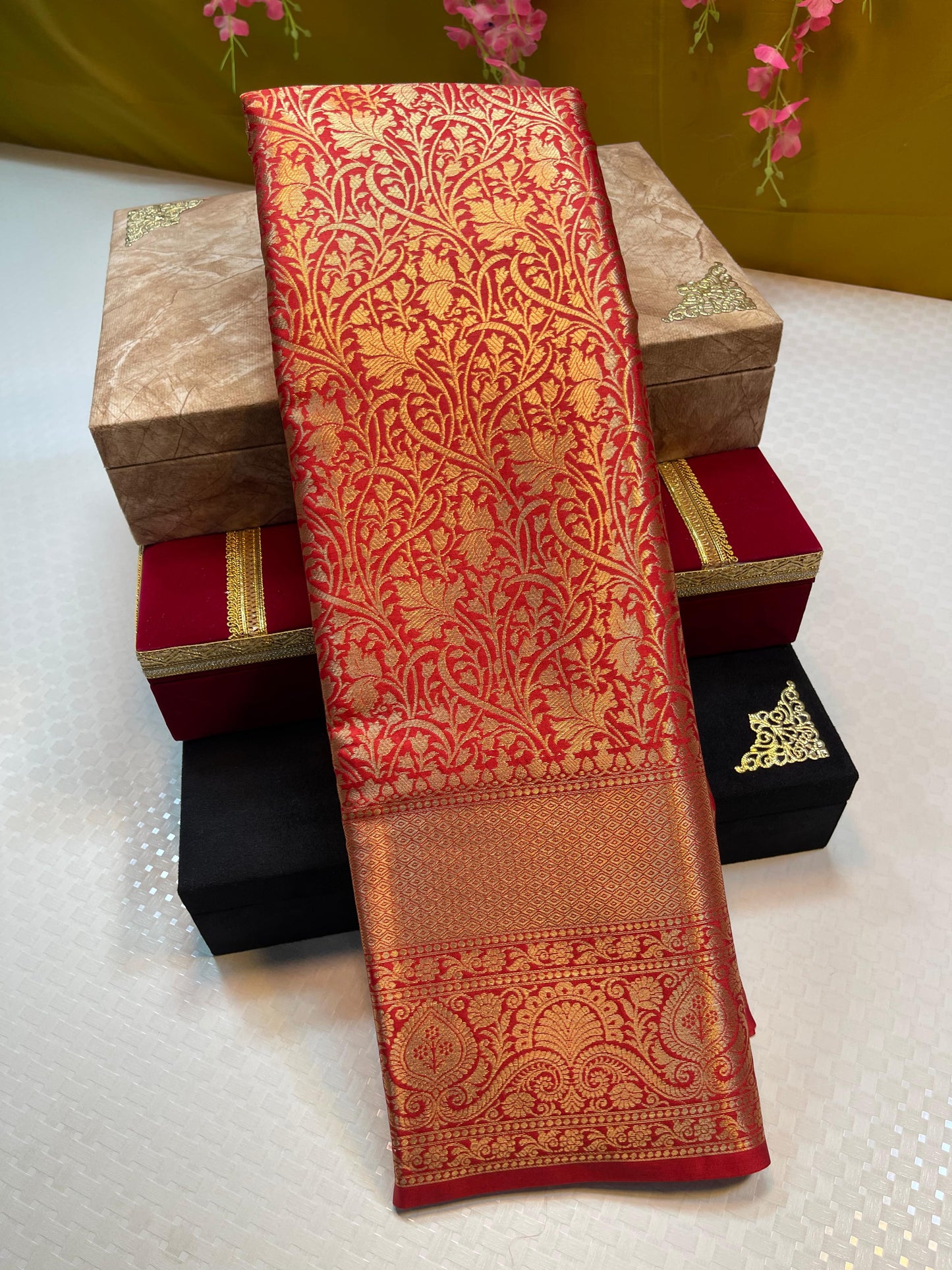 Red Semi Kanchi Silk Floral Zari Jaal Brocade Zari Border Banarasi Saree MS_SK34