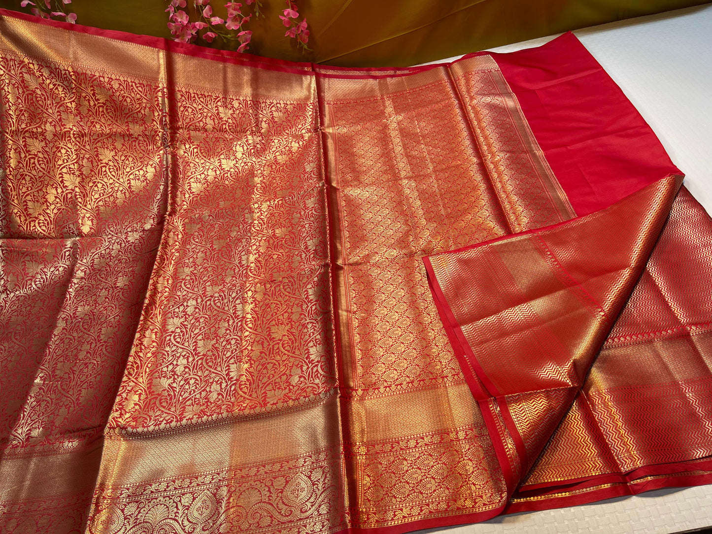 Red Semi Kanchi Silk Floral Zari Jaal Brocade Zari Border Banarasi Saree MS_SK34