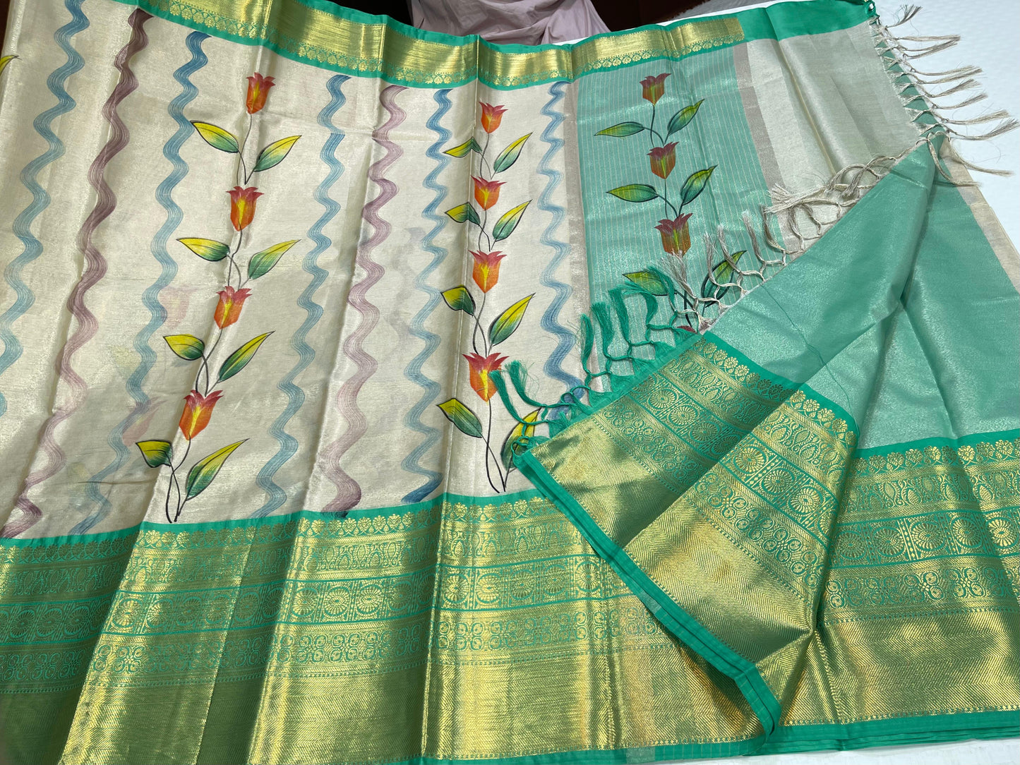 Off white Tissue Silk Floral Handpainted Boota Contrast Seagreen Border Banarasi Saree MS_TS18